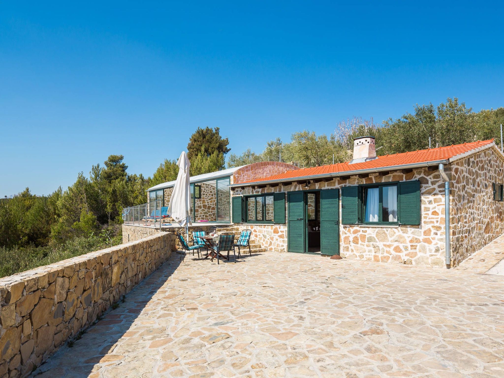 Schöne Steinvilla Divino mit Pool und Ausblick-Image-tags.info