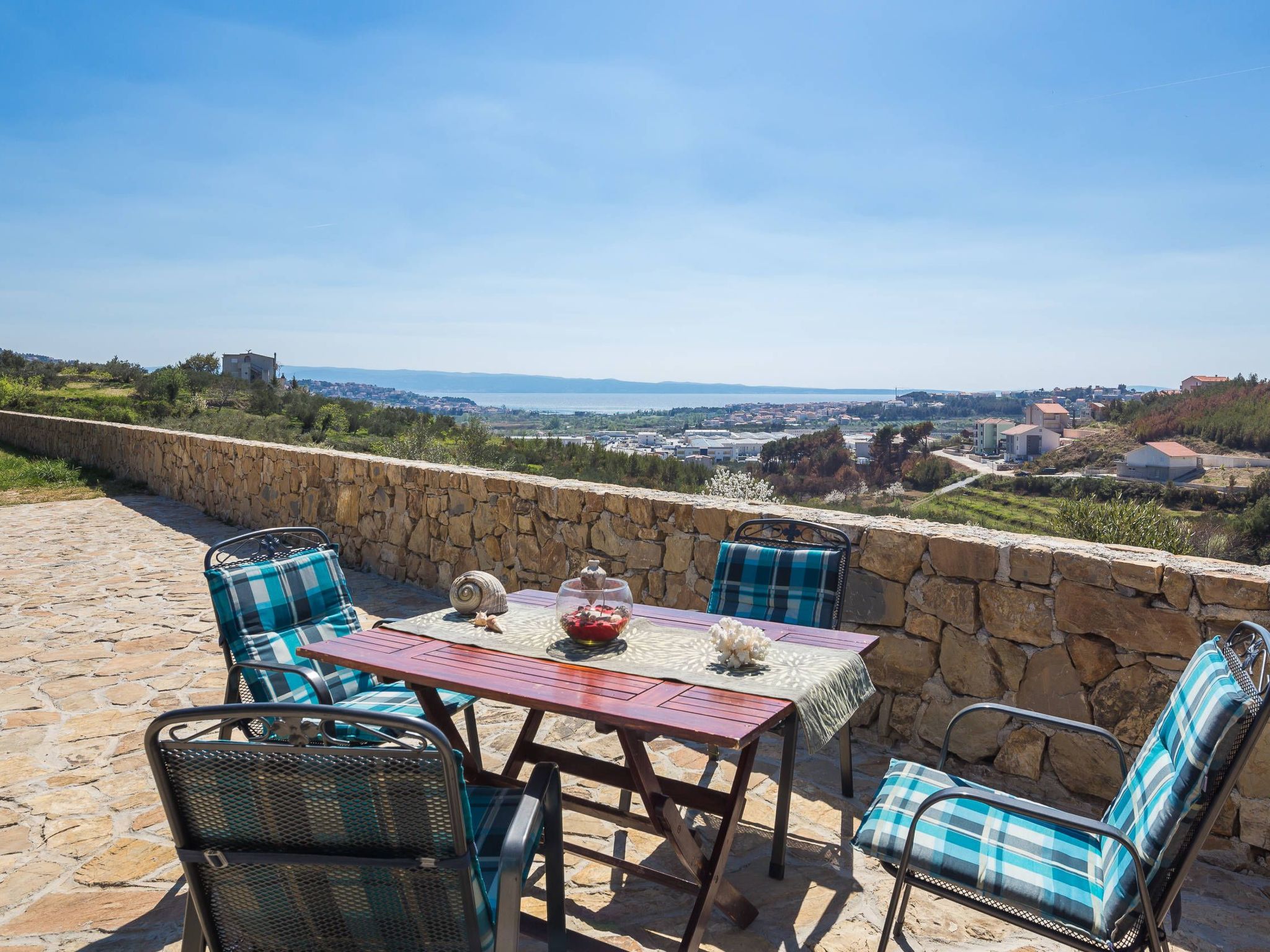 Schöne Steinvilla Divino mit Pool und Ausblick-Image-tags.info