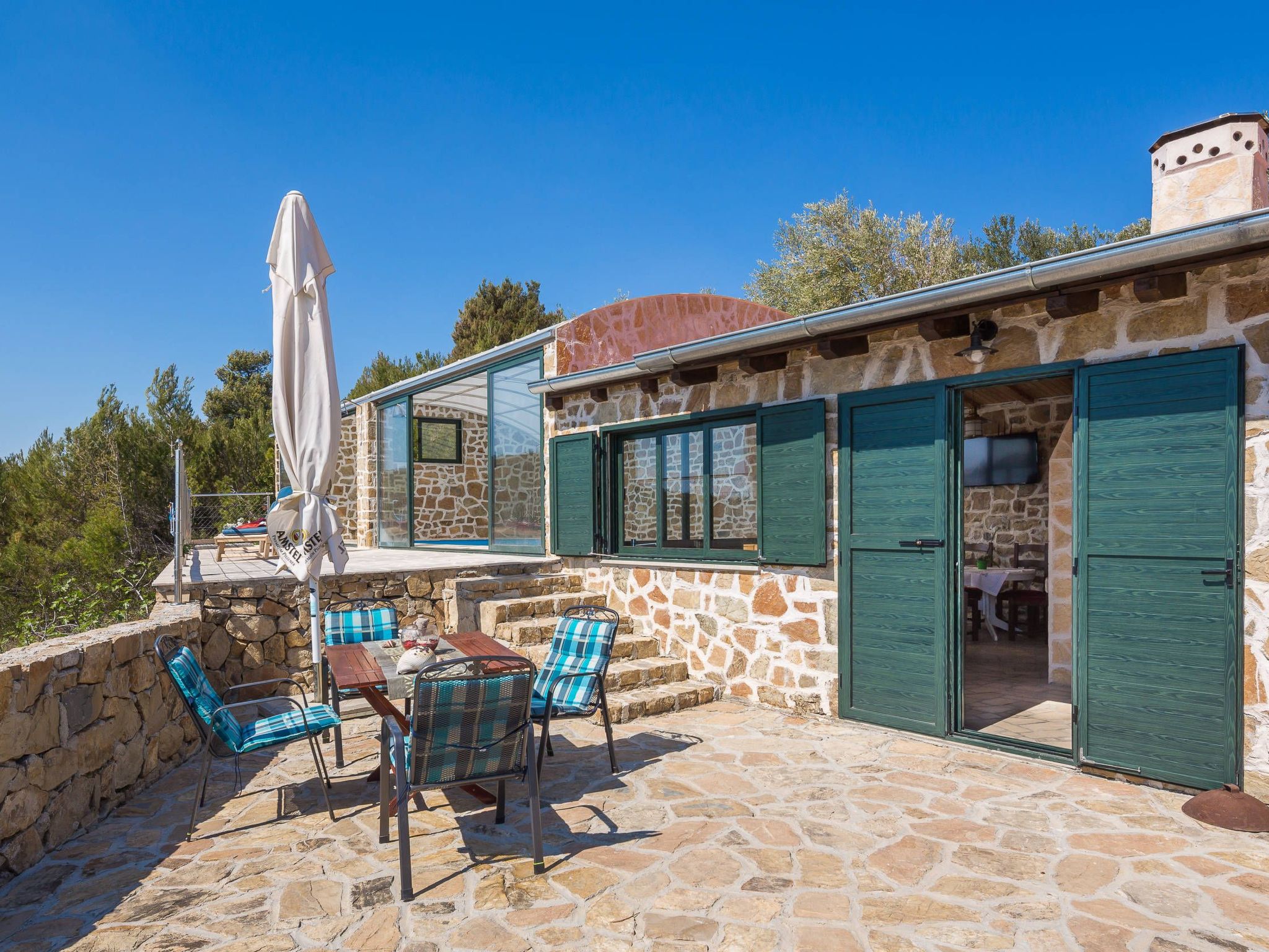 Schöne Steinvilla Divino mit Pool und Ausblick-Image-tags.info