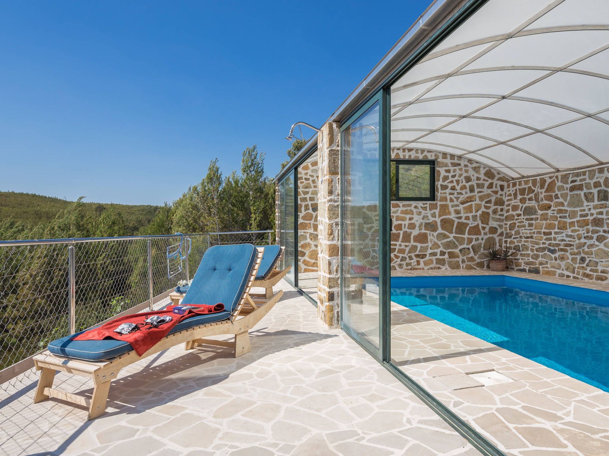 Schöne Steinvilla Divino mit Pool und Ausblick-Image-tags.info