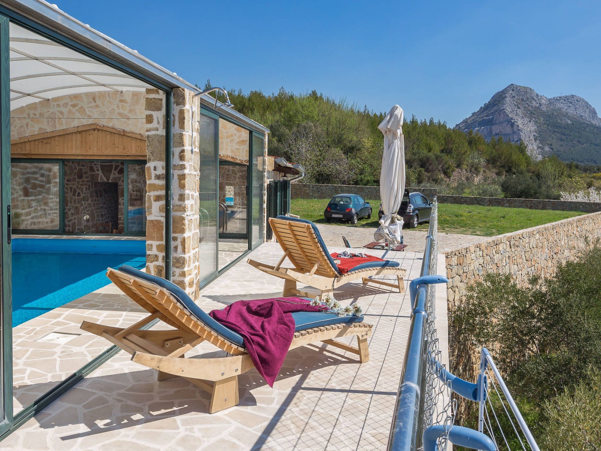 Schöne Steinvilla Divino mit Pool und Ausblick-Image-tags.info