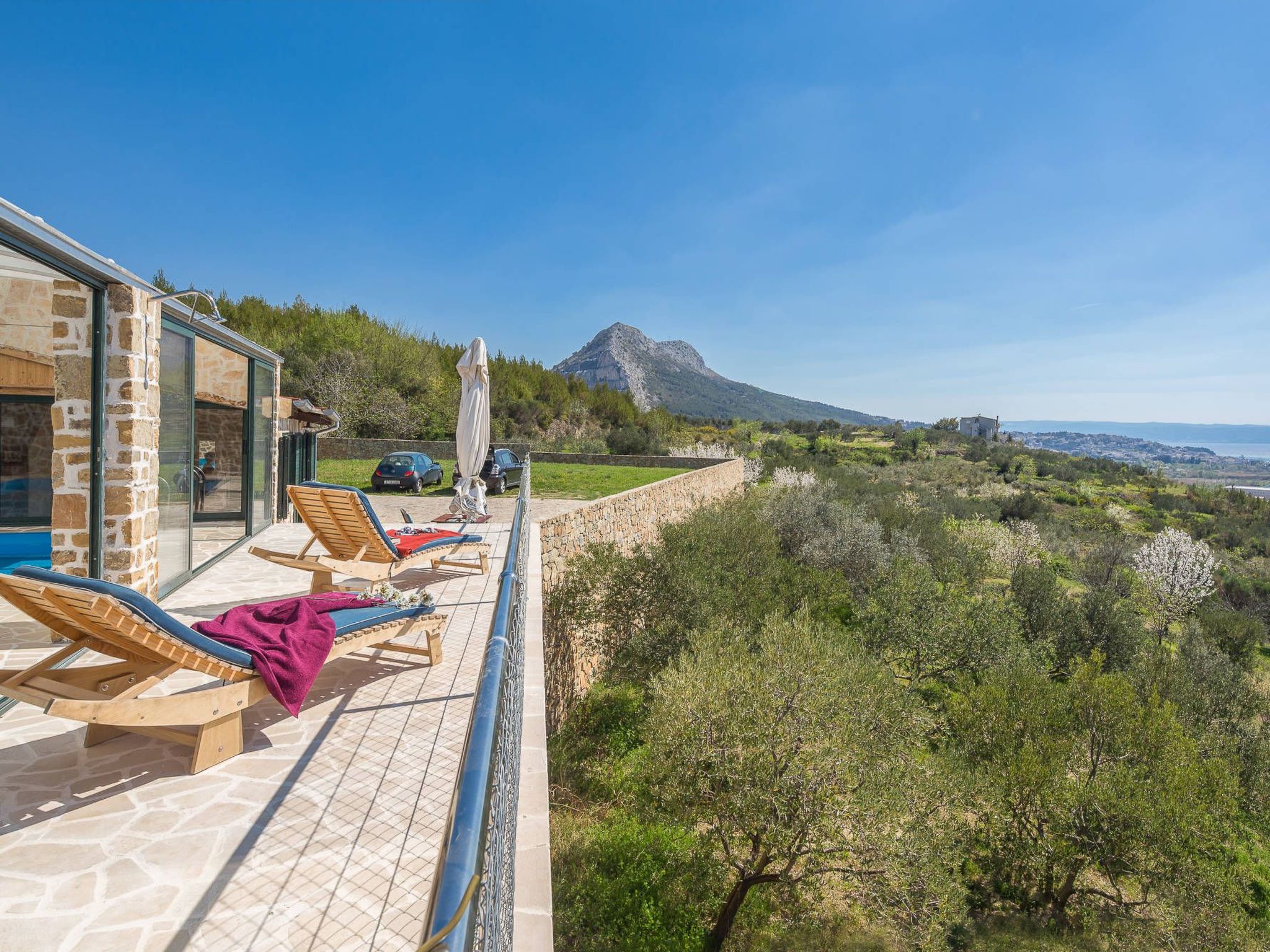 Schöne Steinvilla Divino mit Pool und Ausblick-Image-tags.info