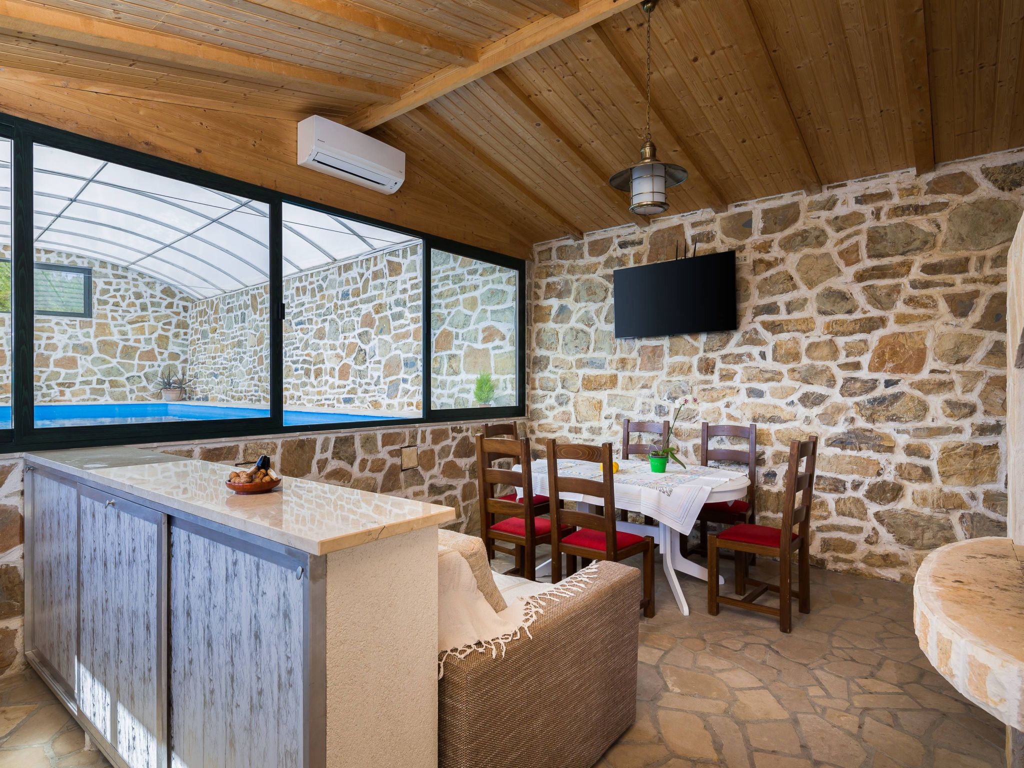 Schöne Steinvilla Divino mit Pool und Ausblick-Image-tags.info