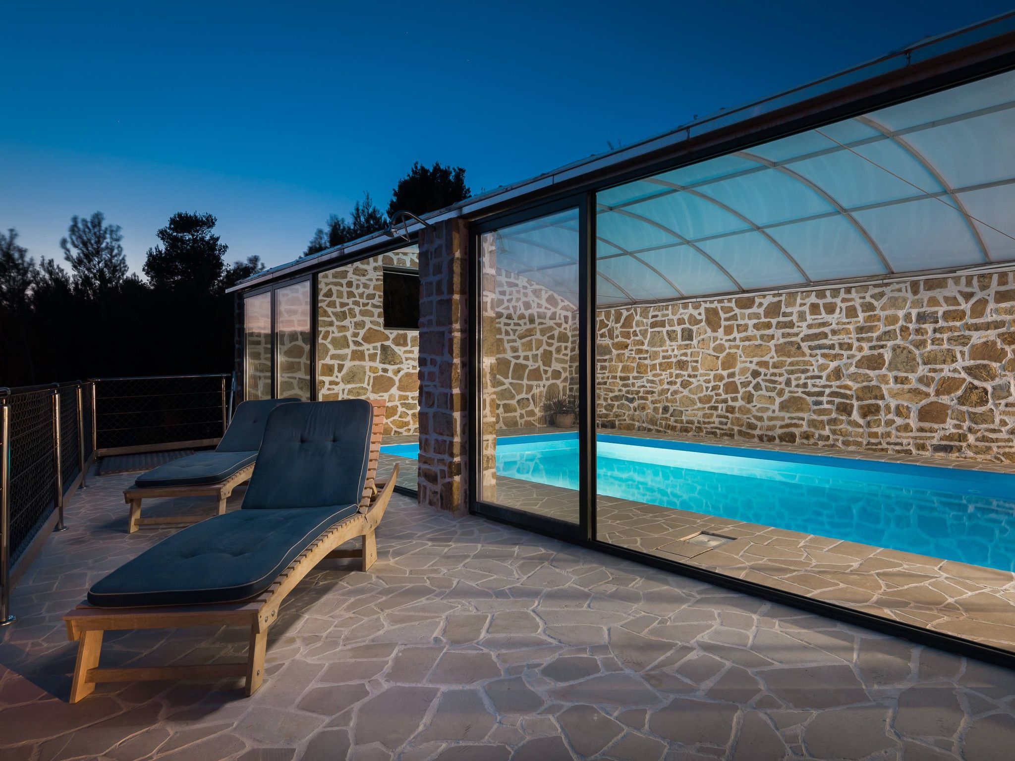 Schöne Steinvilla Divino mit Pool und Ausblick-Image-tags.info