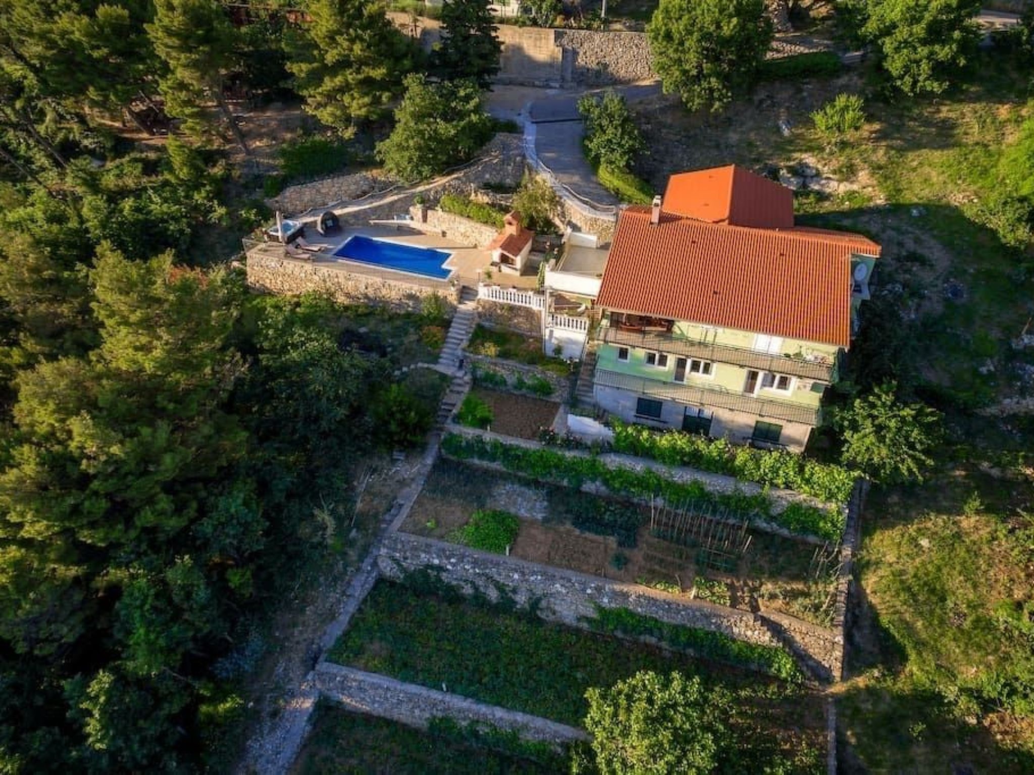 Privatwohnung mit Jacuzzi und Schwimmbad-Dedans