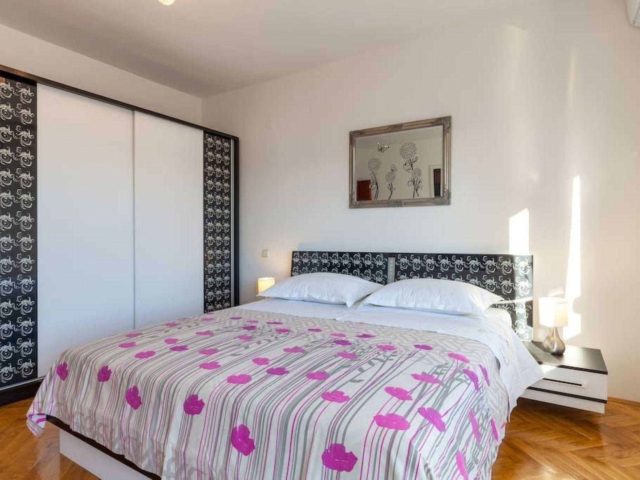 Privatwohnung mit Jacuzzi und Schwimmbad-Dedans