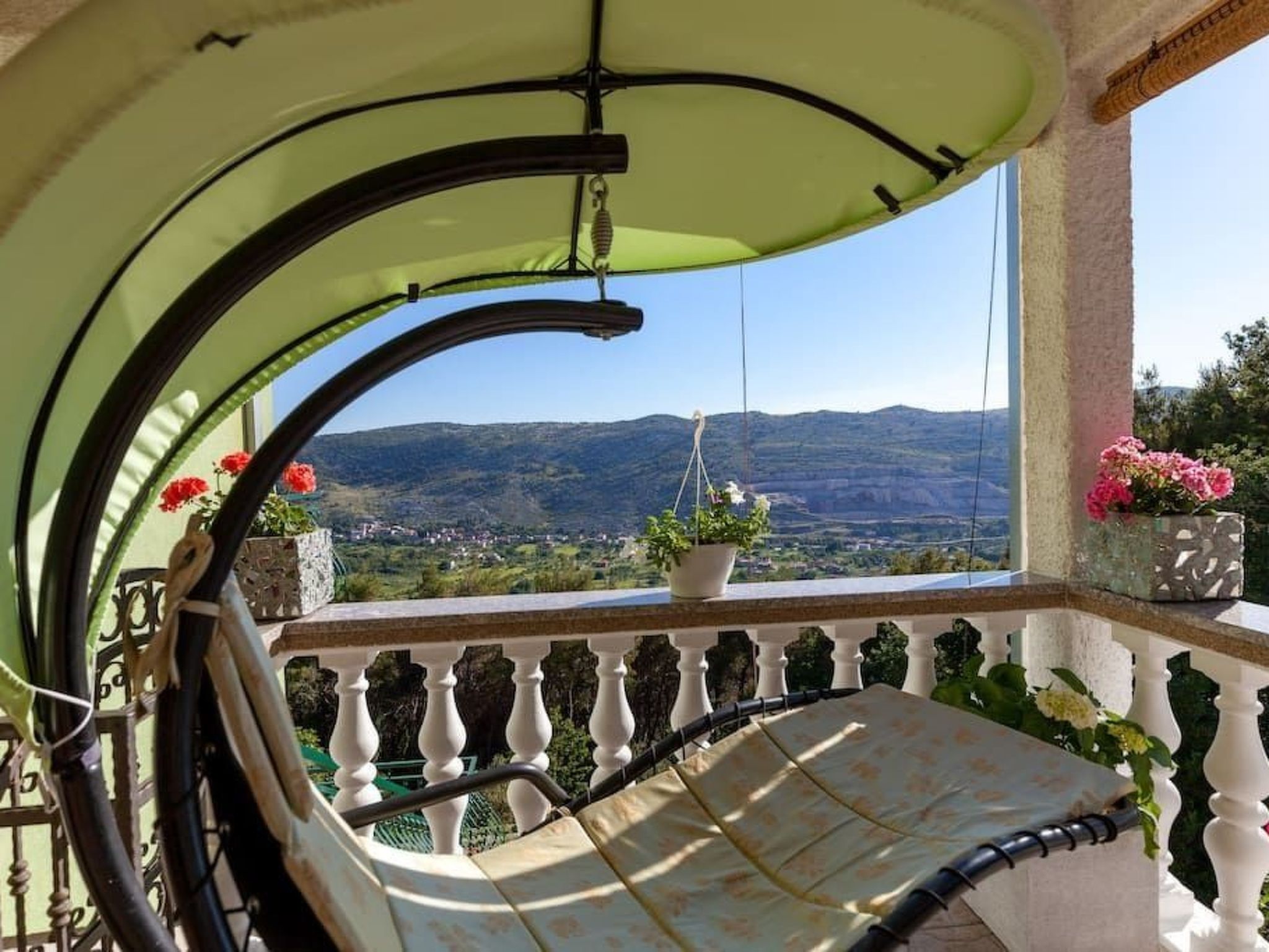 Privatwohnung mit Jacuzzi und Schwimmbad-Dedans