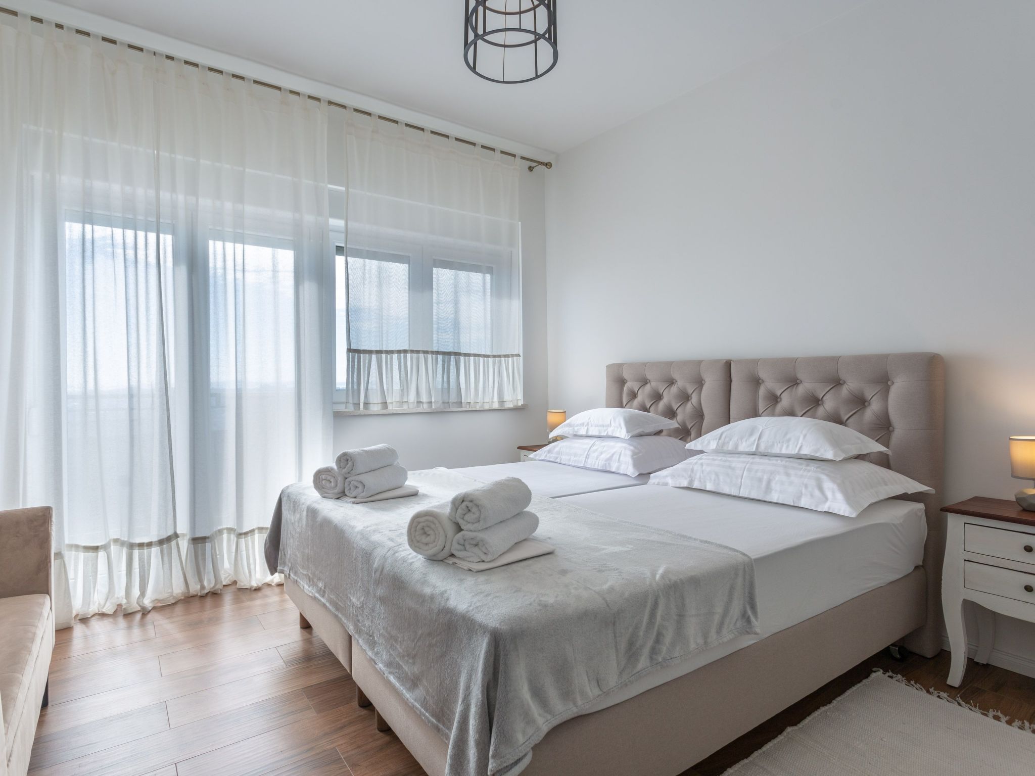 Villa Melki mit großem Privatpool-Drinnen