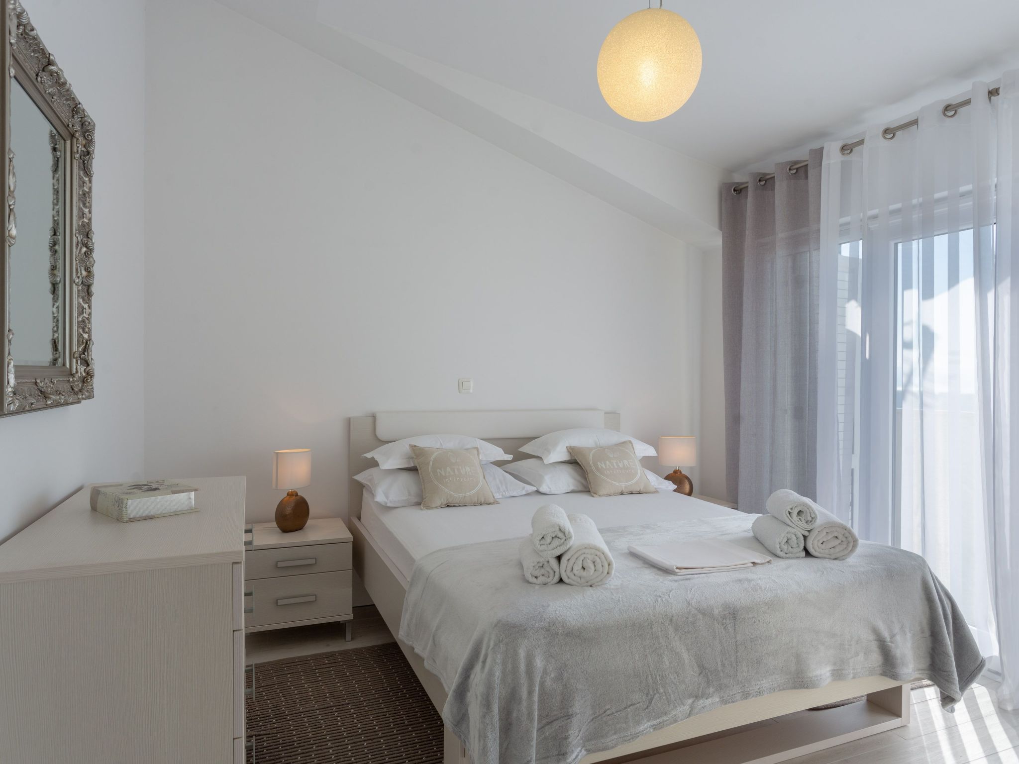 Villa Melki mit großem Privatpool-Drinnen