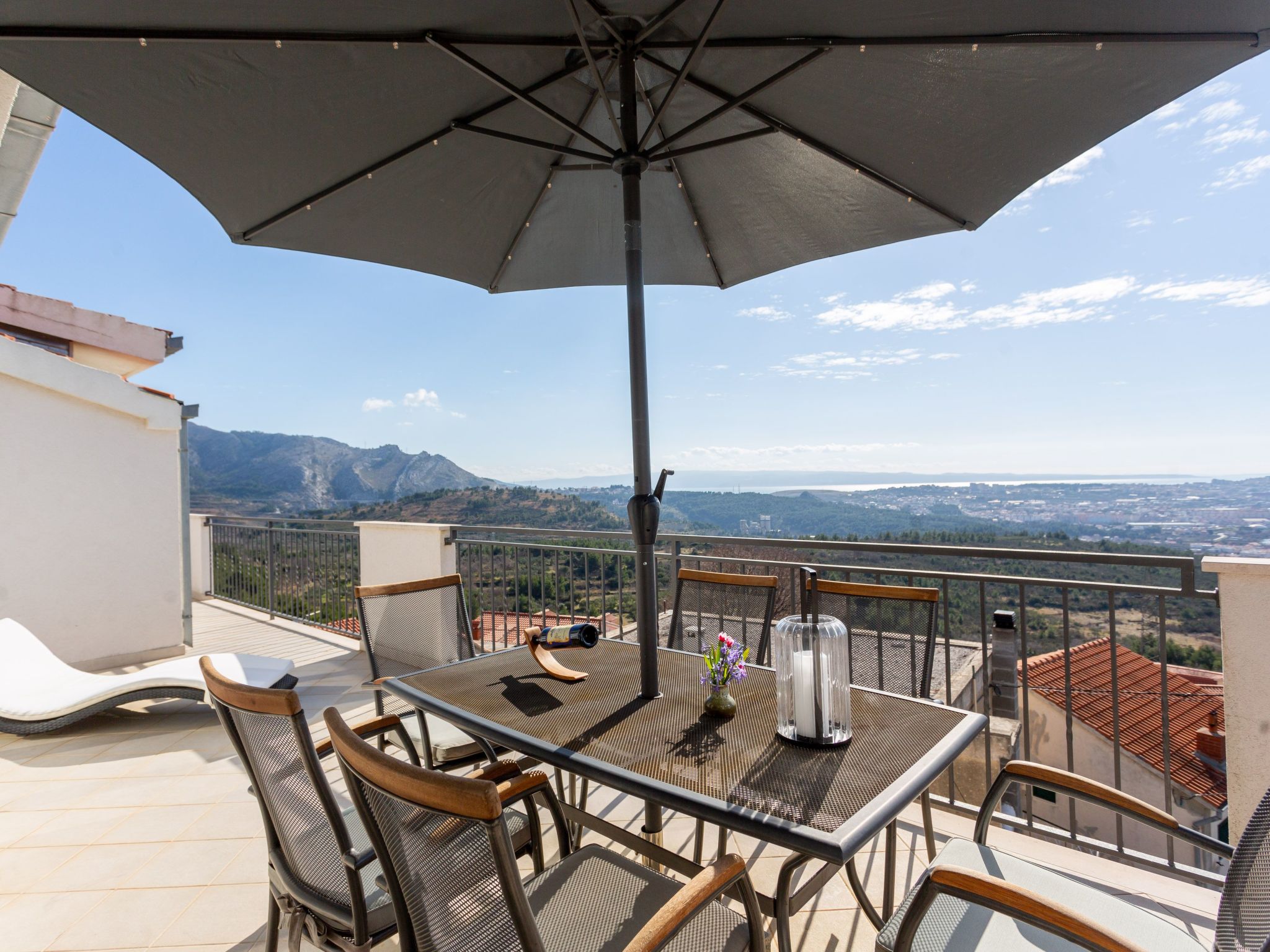 Villa Melki mit großem Privatpool-Drinnen