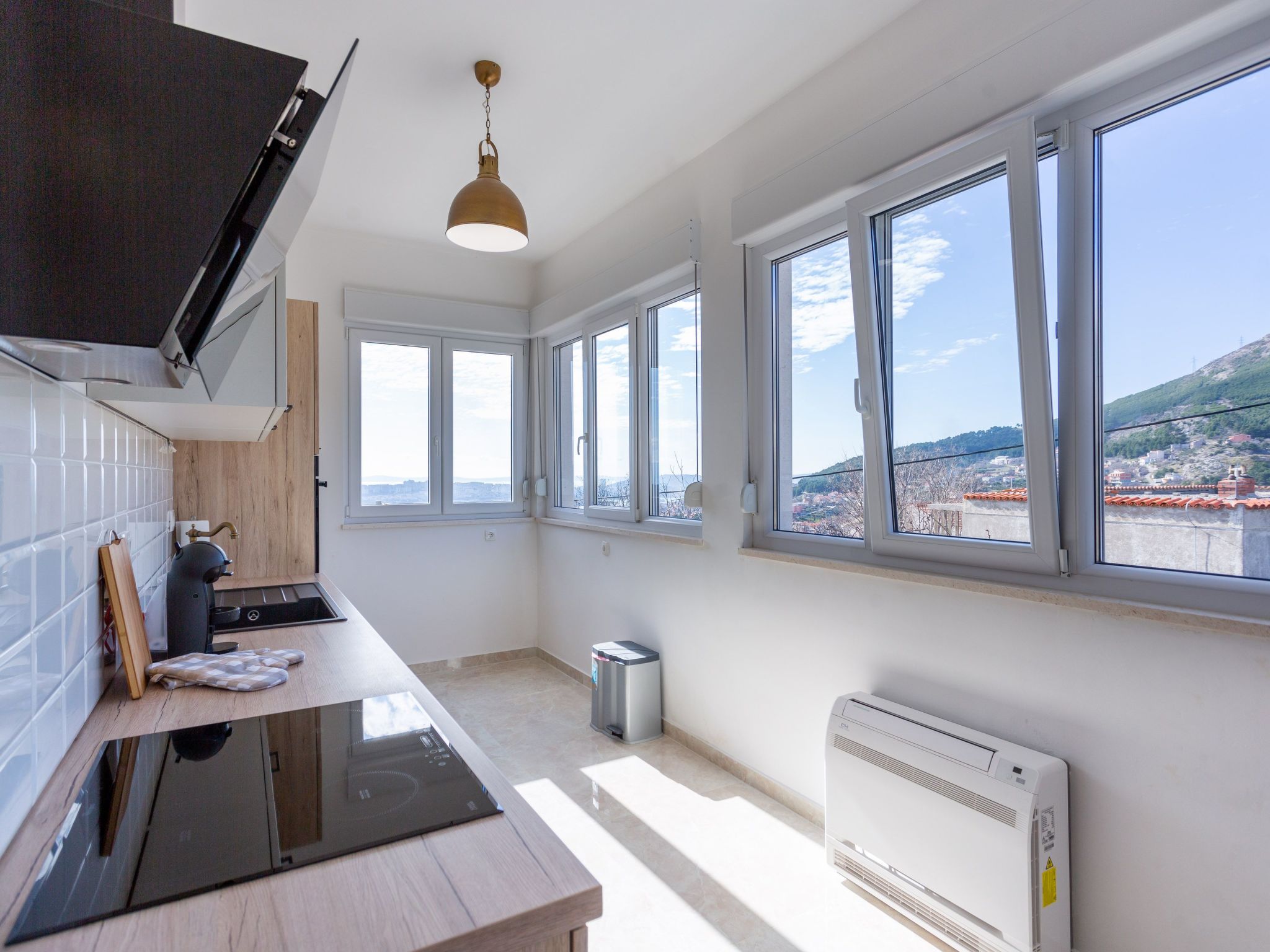 Villa Melki mit großem Privatpool-Drinnen