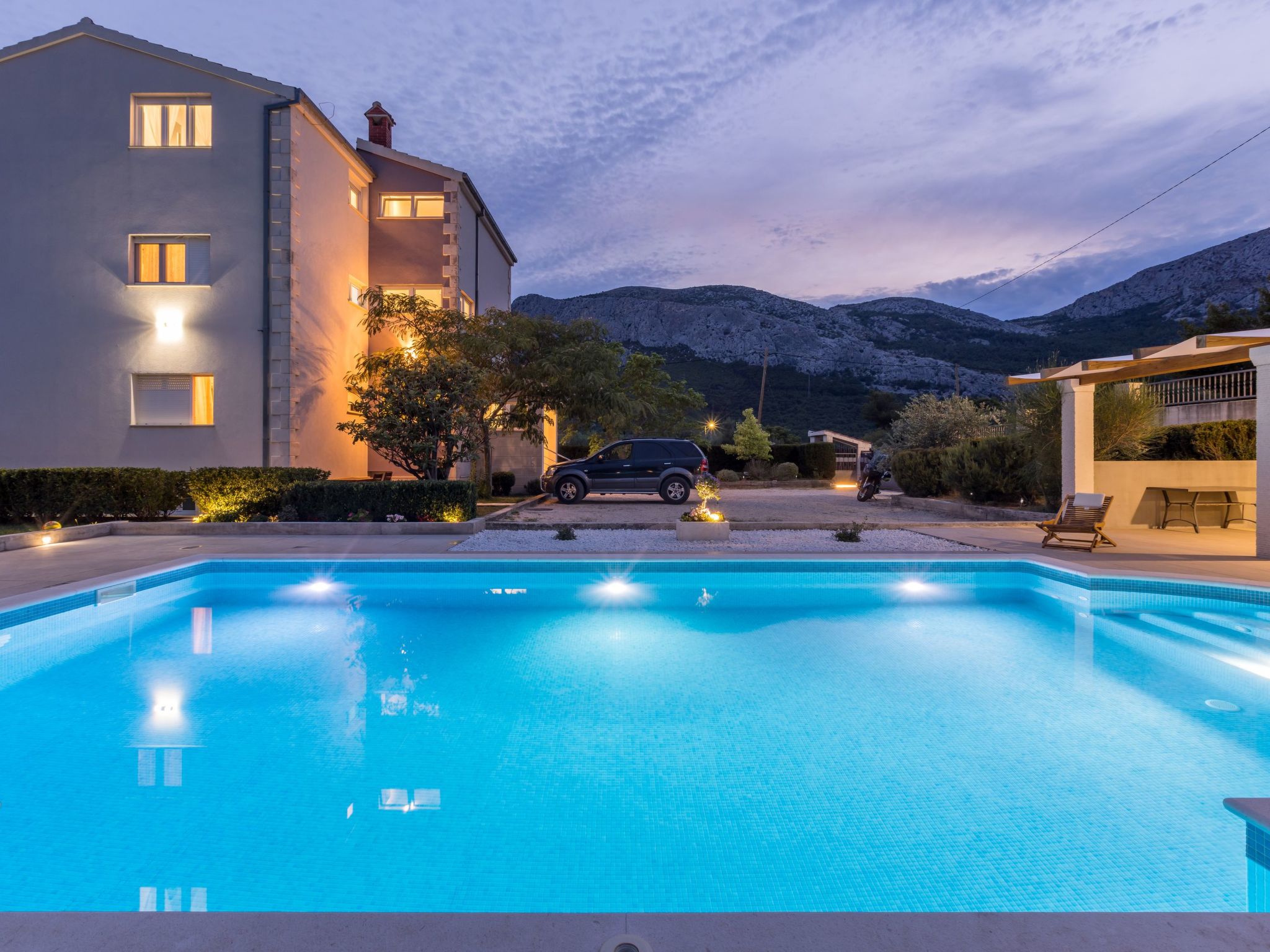 Villa Melki mit großem Privatpool-Drinnen