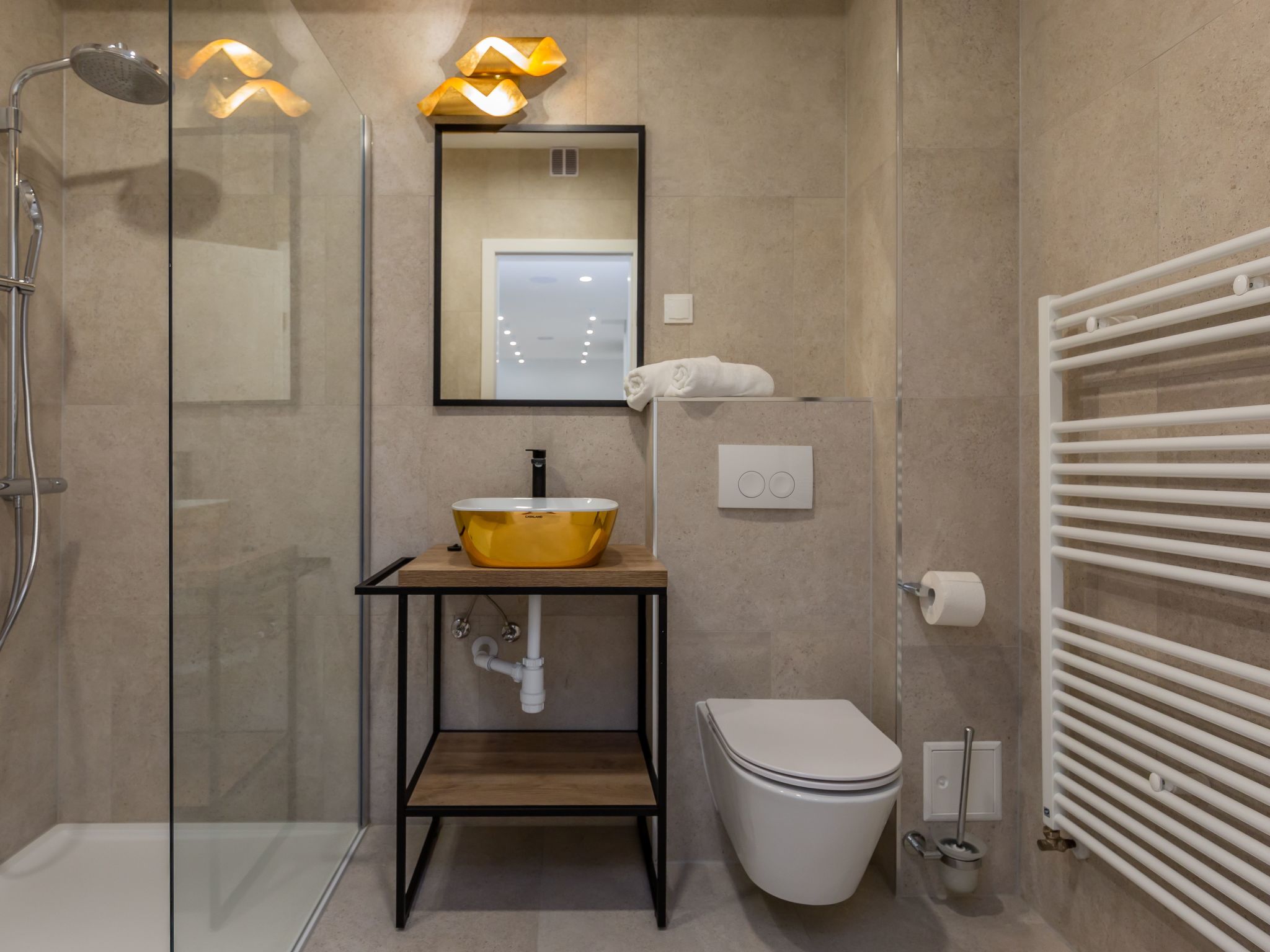 In Dugopolje mit Privatem Pool-Dedans