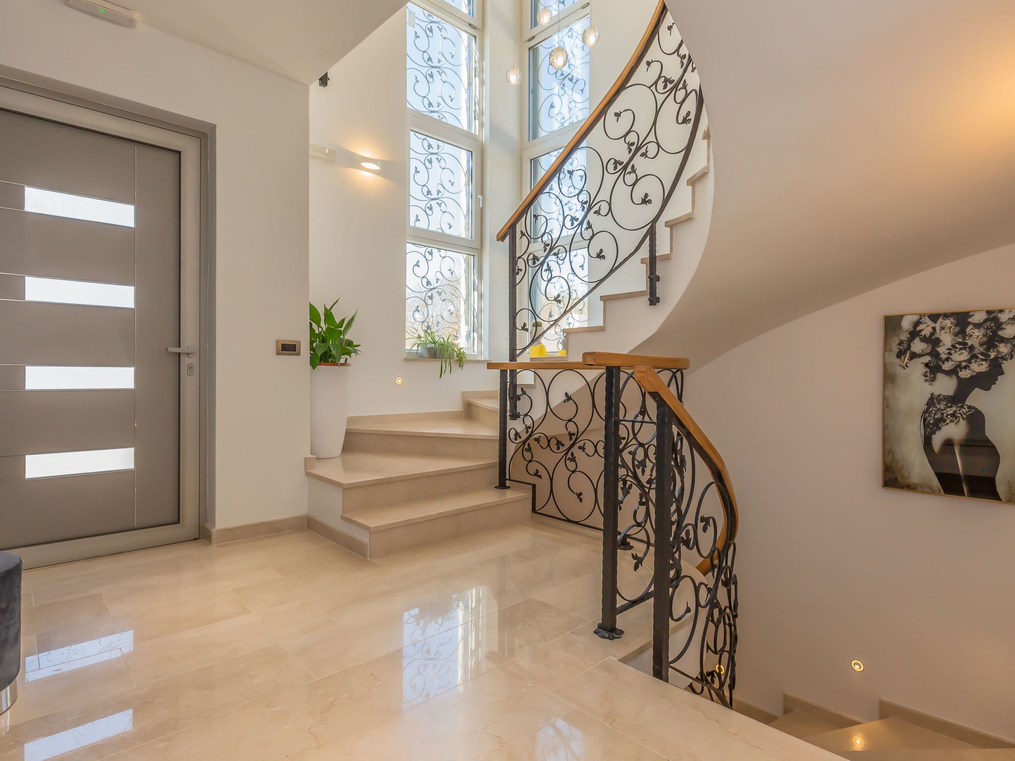 In Dugopolje mit Privatem Pool-Dedans