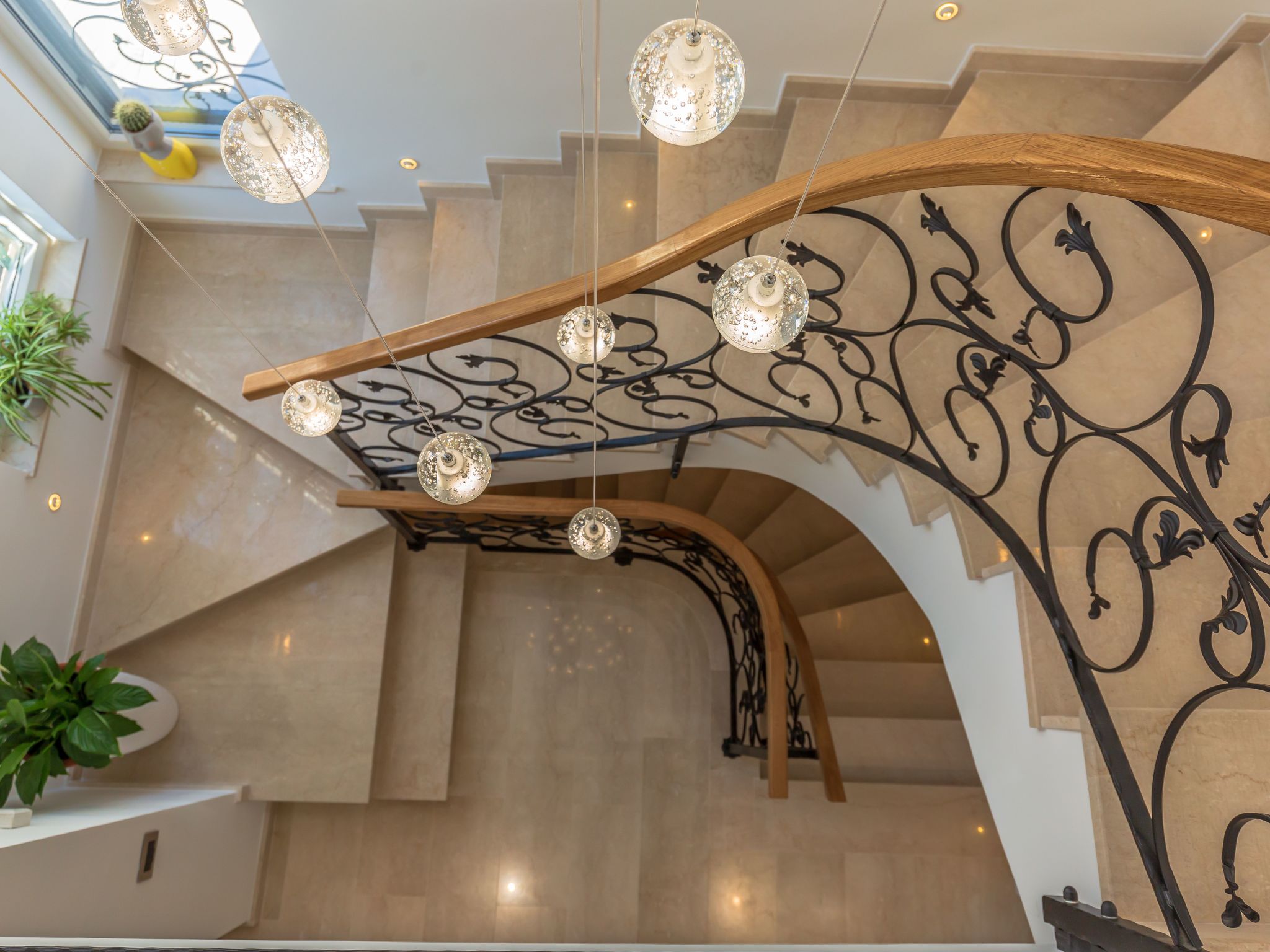 In Dugopolje mit Privatem Pool-Dedans