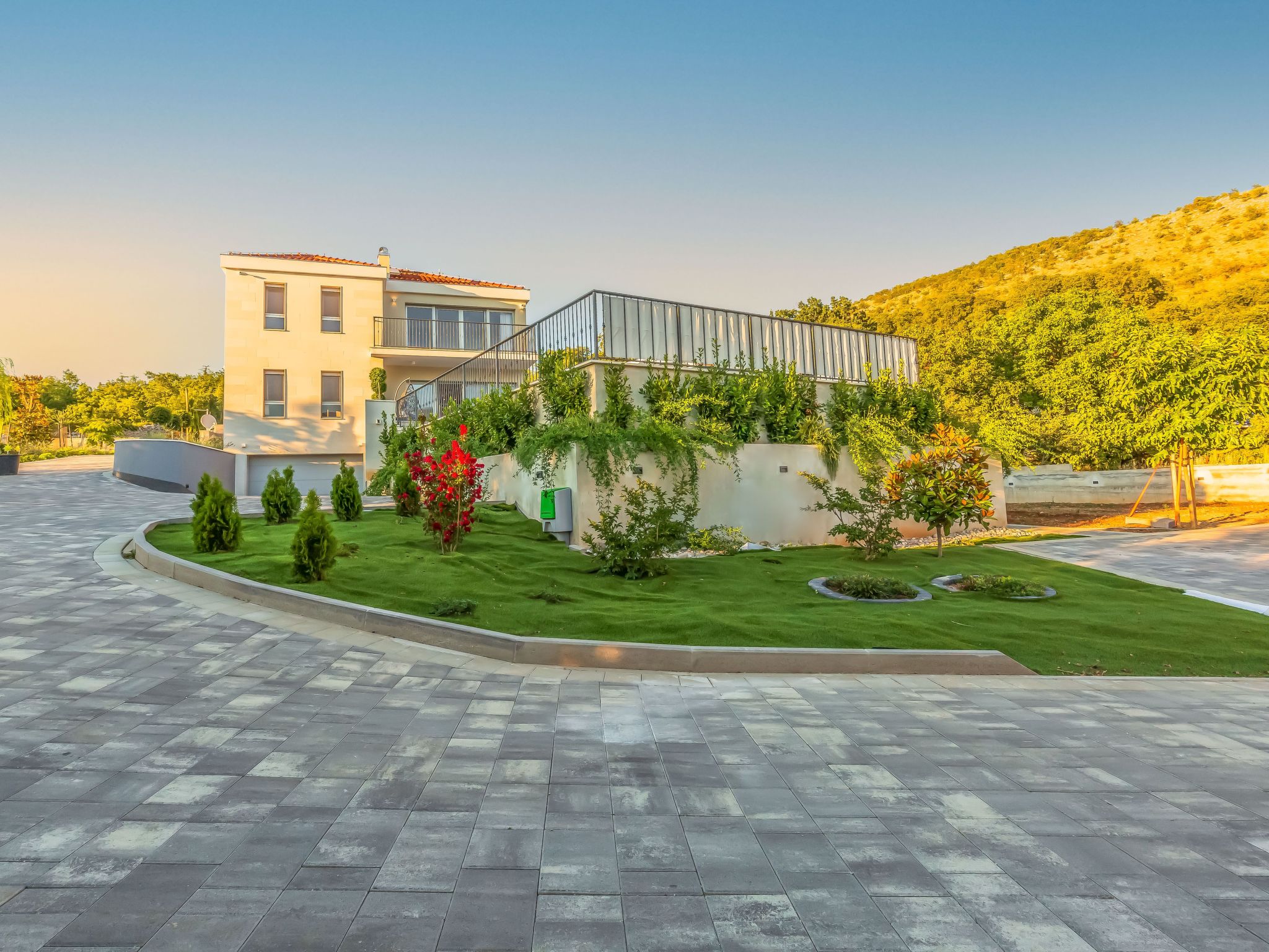 In Dugopolje mit Privatem Pool-Dedans