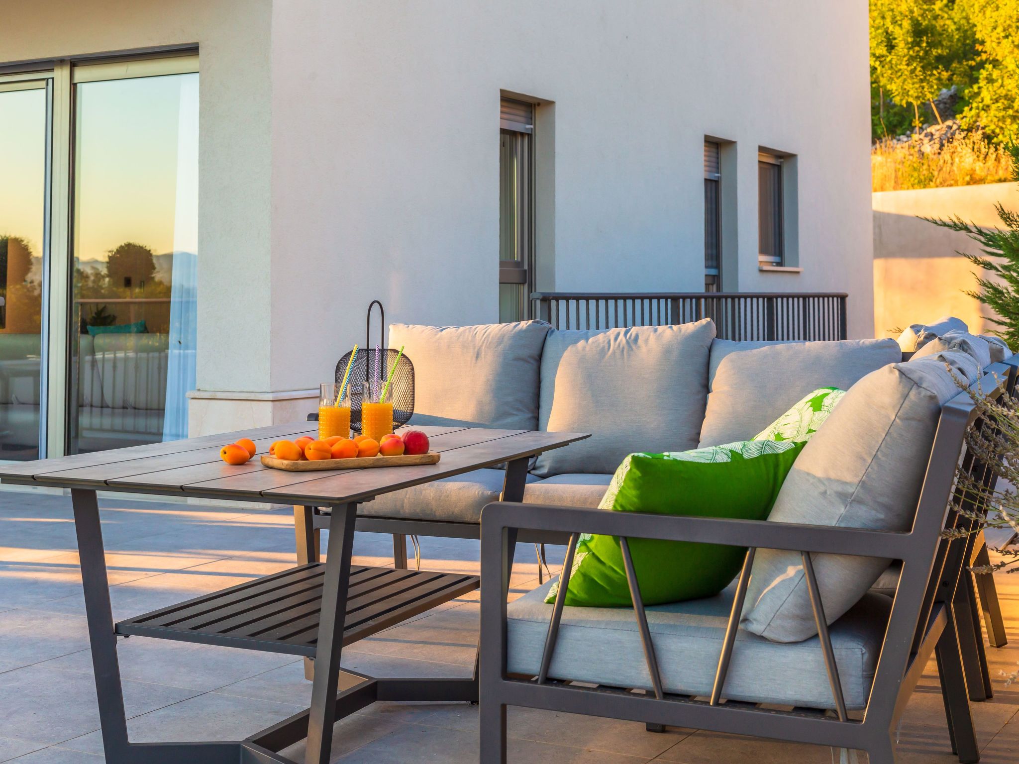 In Dugopolje mit Privatem Pool-Dedans