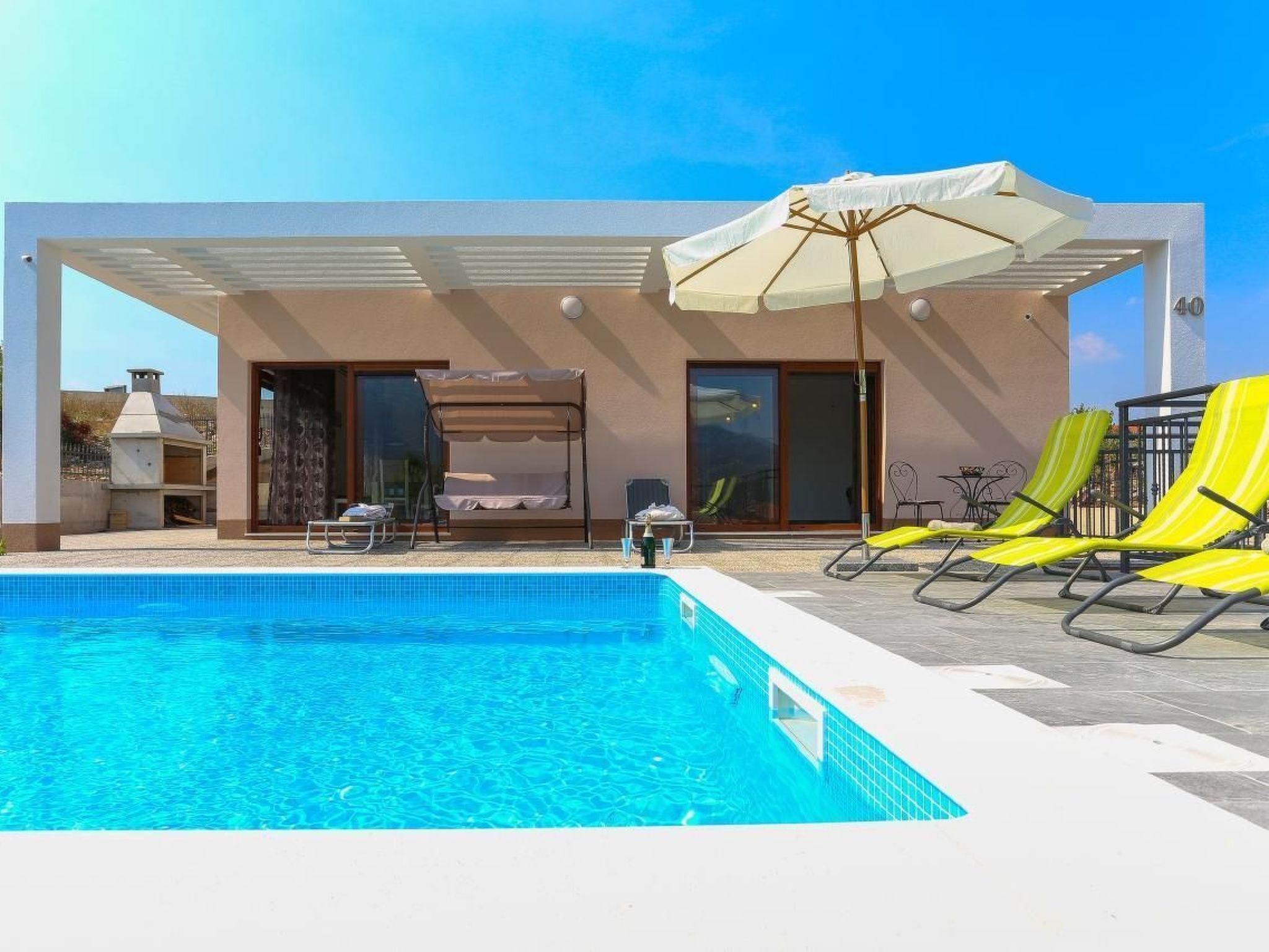 Villa Longfield mit privaten Pool und Sauna-Drinnen