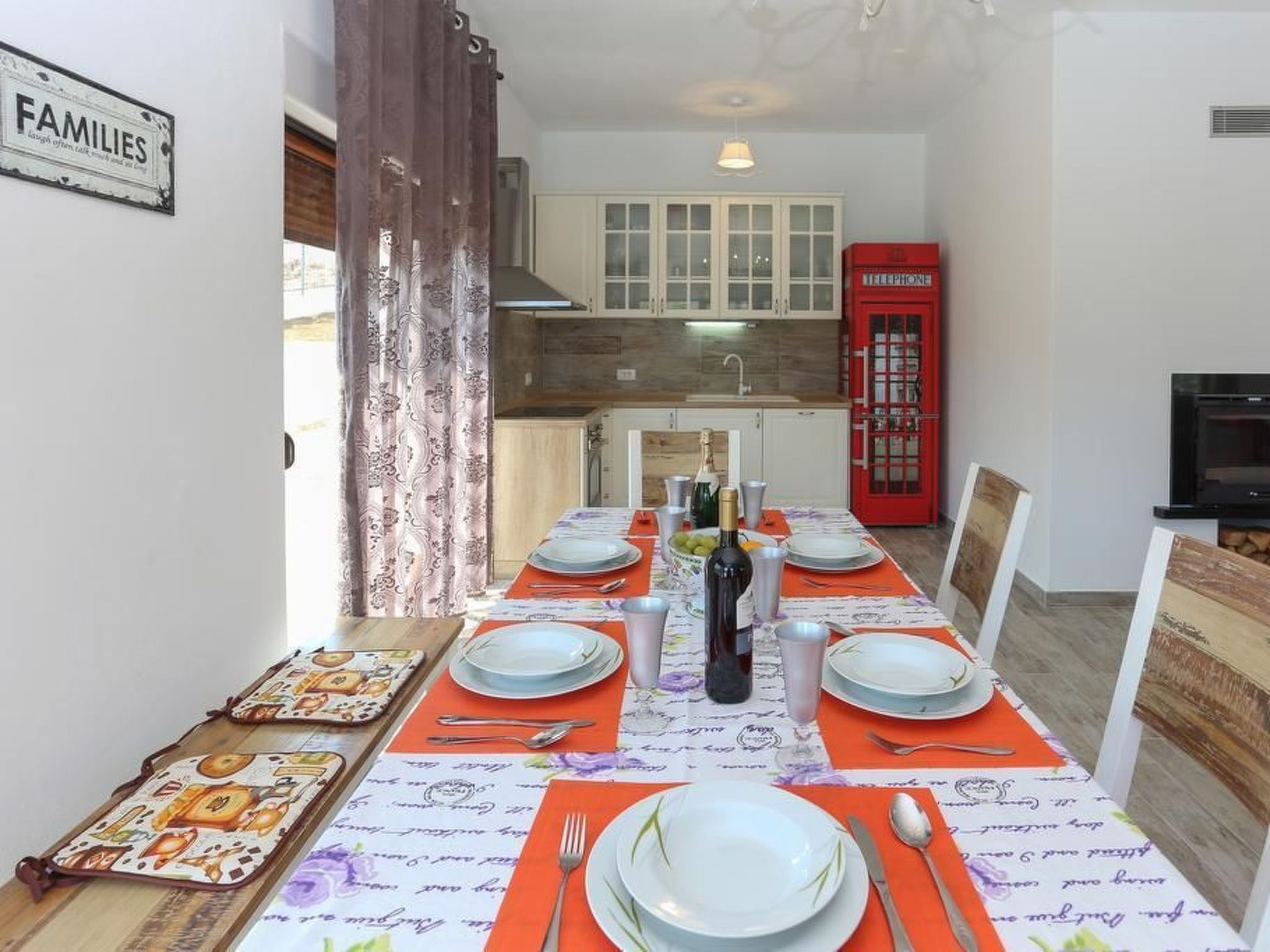 Villa Longfield mit privaten Pool und Sauna-Drinnen