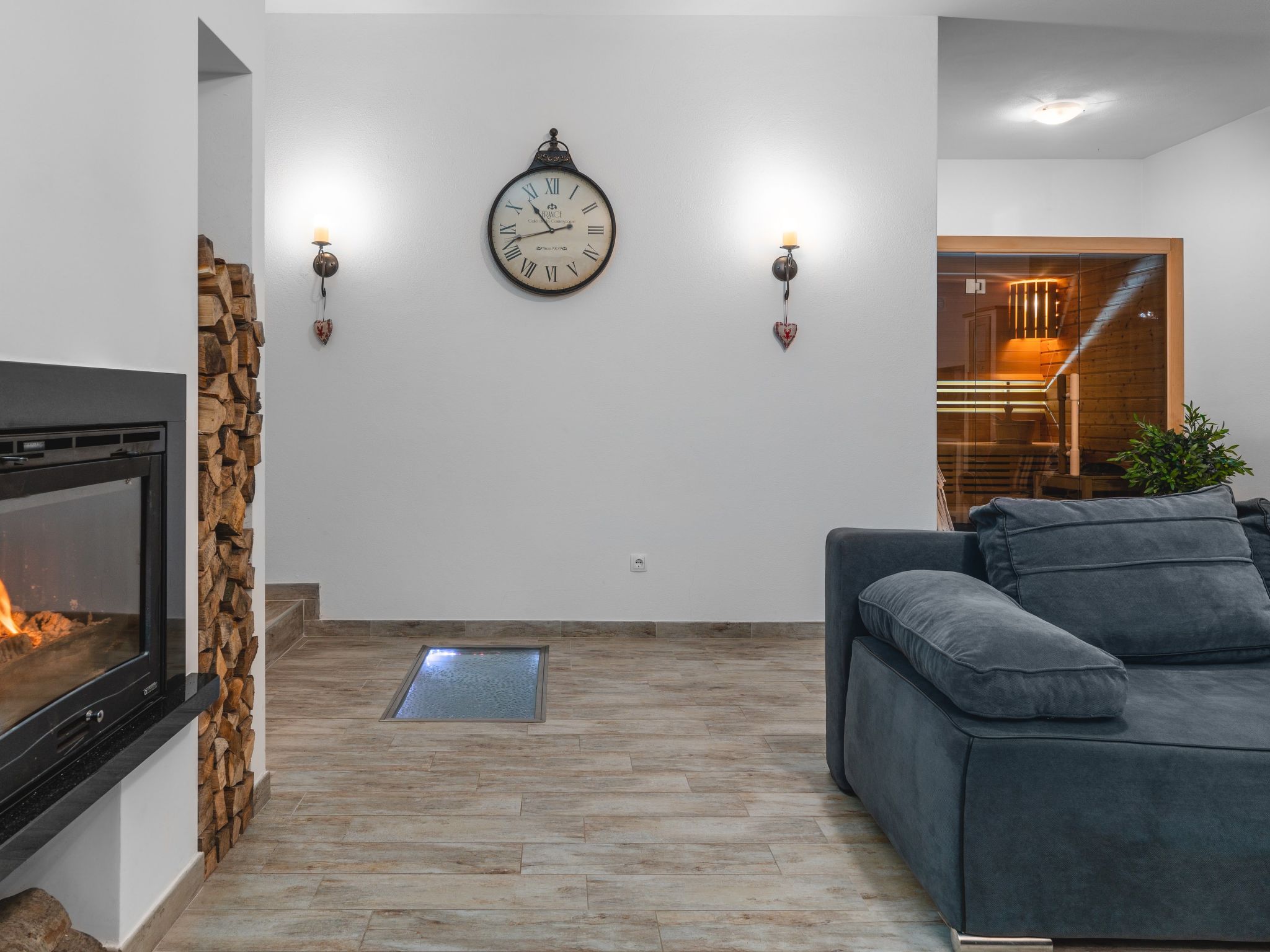 Villa Longfield mit privaten Pool und Sauna-Drinnen