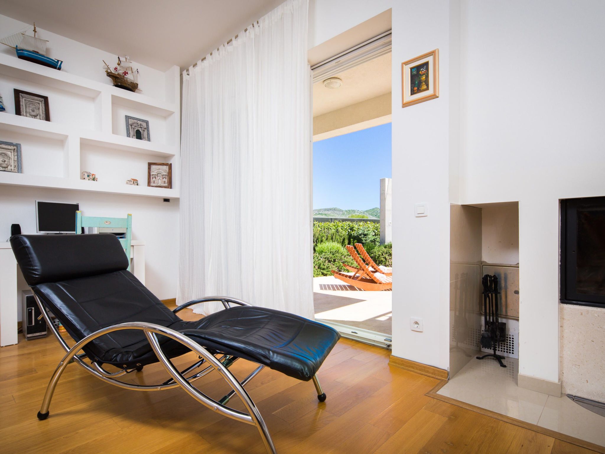 In Dugopolje mit Beheiztem Pool-Drinnen