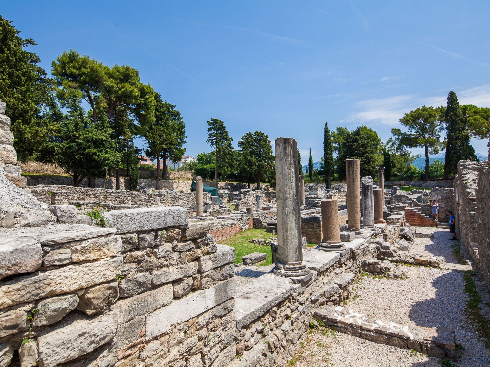 In Dugopolje mit Beheiztem Pool-Drinnen
