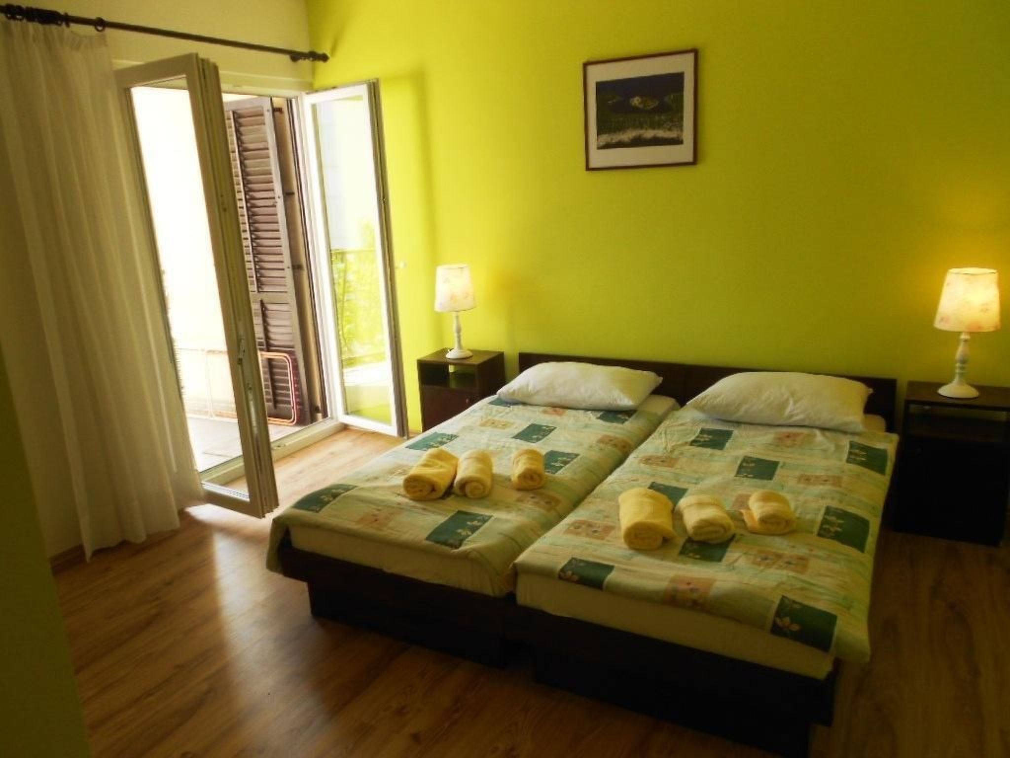 Große Wohnung in Podstrana mit Grill und Terrasse-Image-tags.info