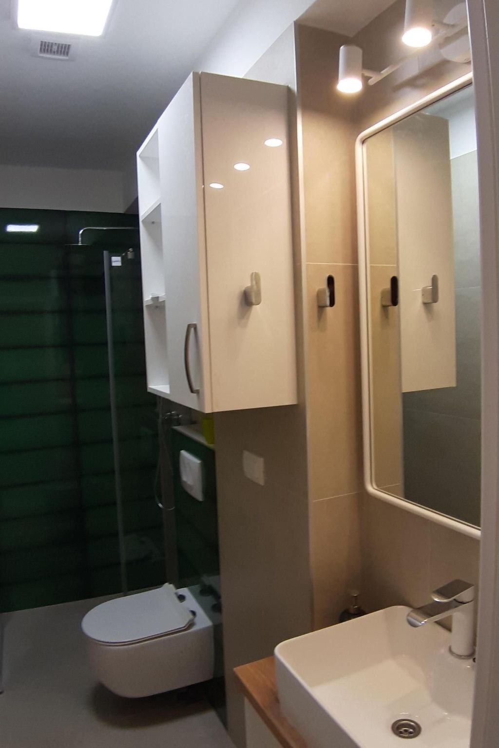 Studio mit Balkon für zwei Personen-Image-tags.info