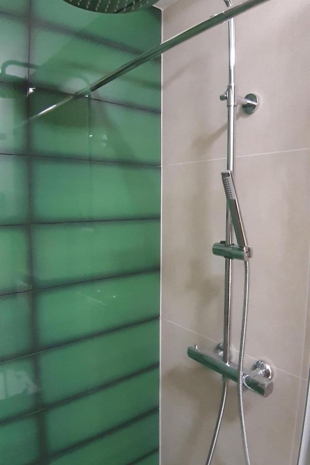 Studio mit Balkon für zwei Personen-Image-tags.info