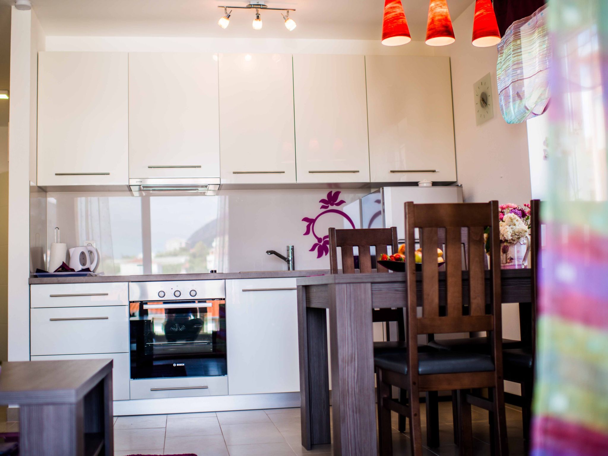 Für 4 Personen ca. 44 m&sup2; in Podstrana, Dalmatien (Gespanschaft Split-Dalma-Inside