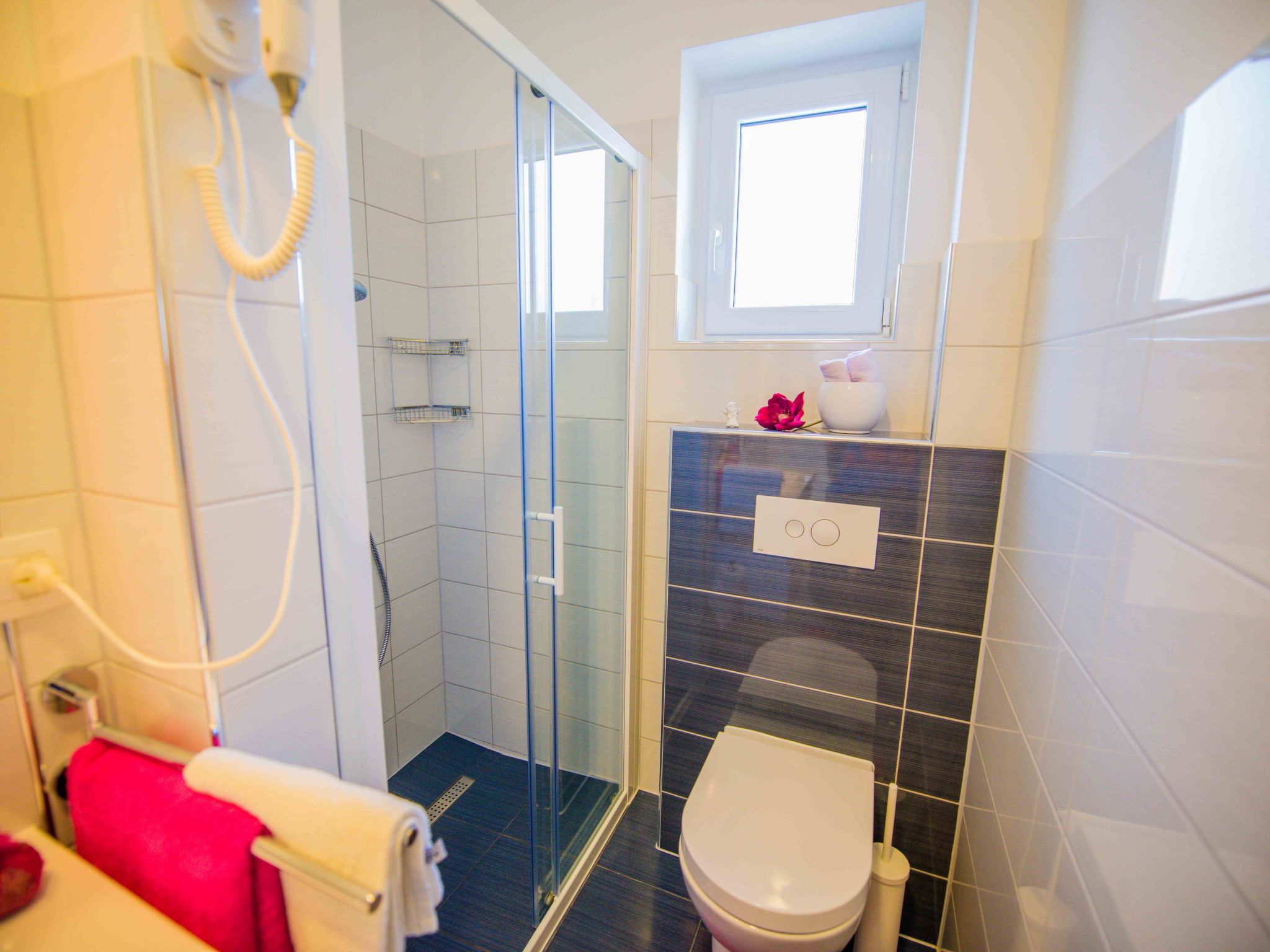 Für 4 Personen ca. 44 m&sup2; in Podstrana, Dalmatien (Gespanschaft Split-Dalma-Inside