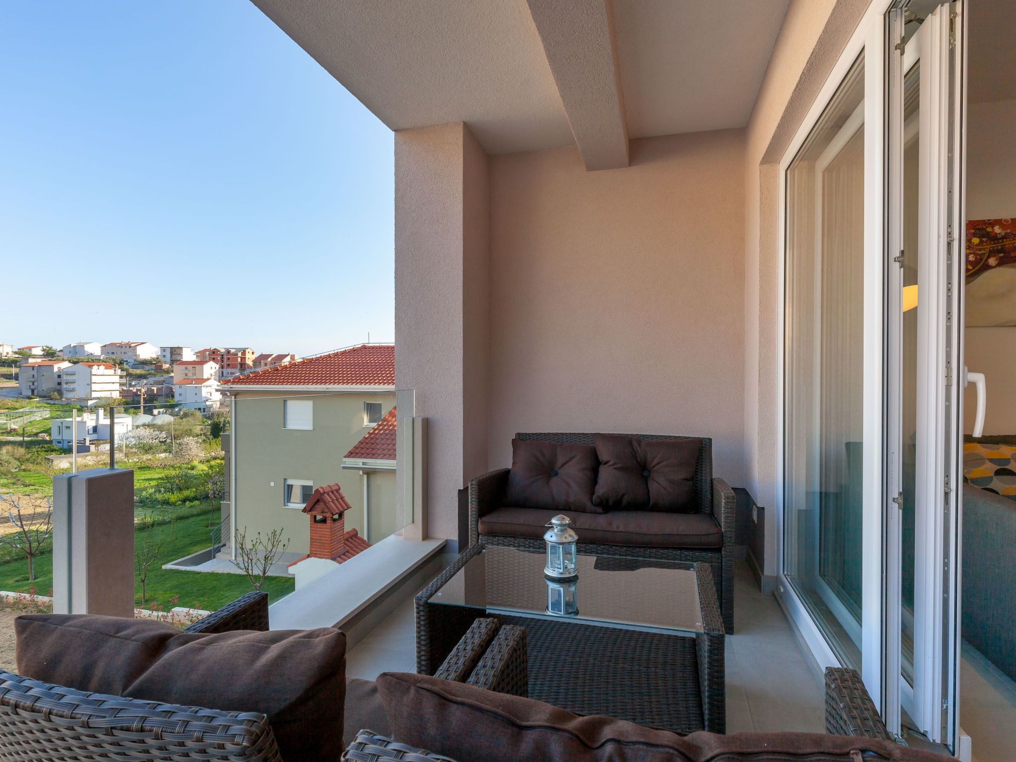 Für 4 Personen ca. 46 m&sup2; in Podstrana, Dalmatien (Gespanschaft Split-Dalma-Image-tags.info