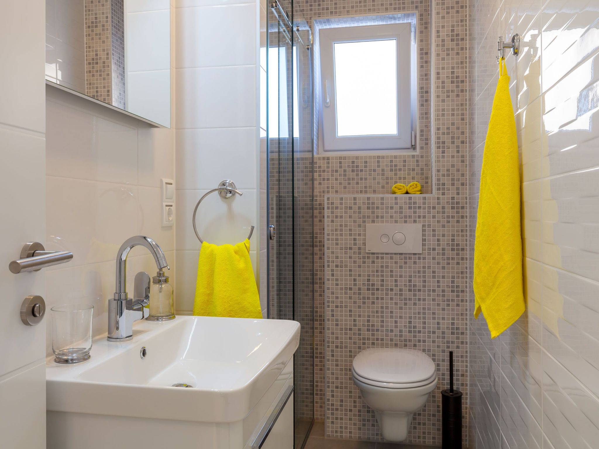 Für 4 Personen ca. 46 m&sup2; in Podstrana, Dalmatien (Gespanschaft Split-Dalma-Image-tags.info