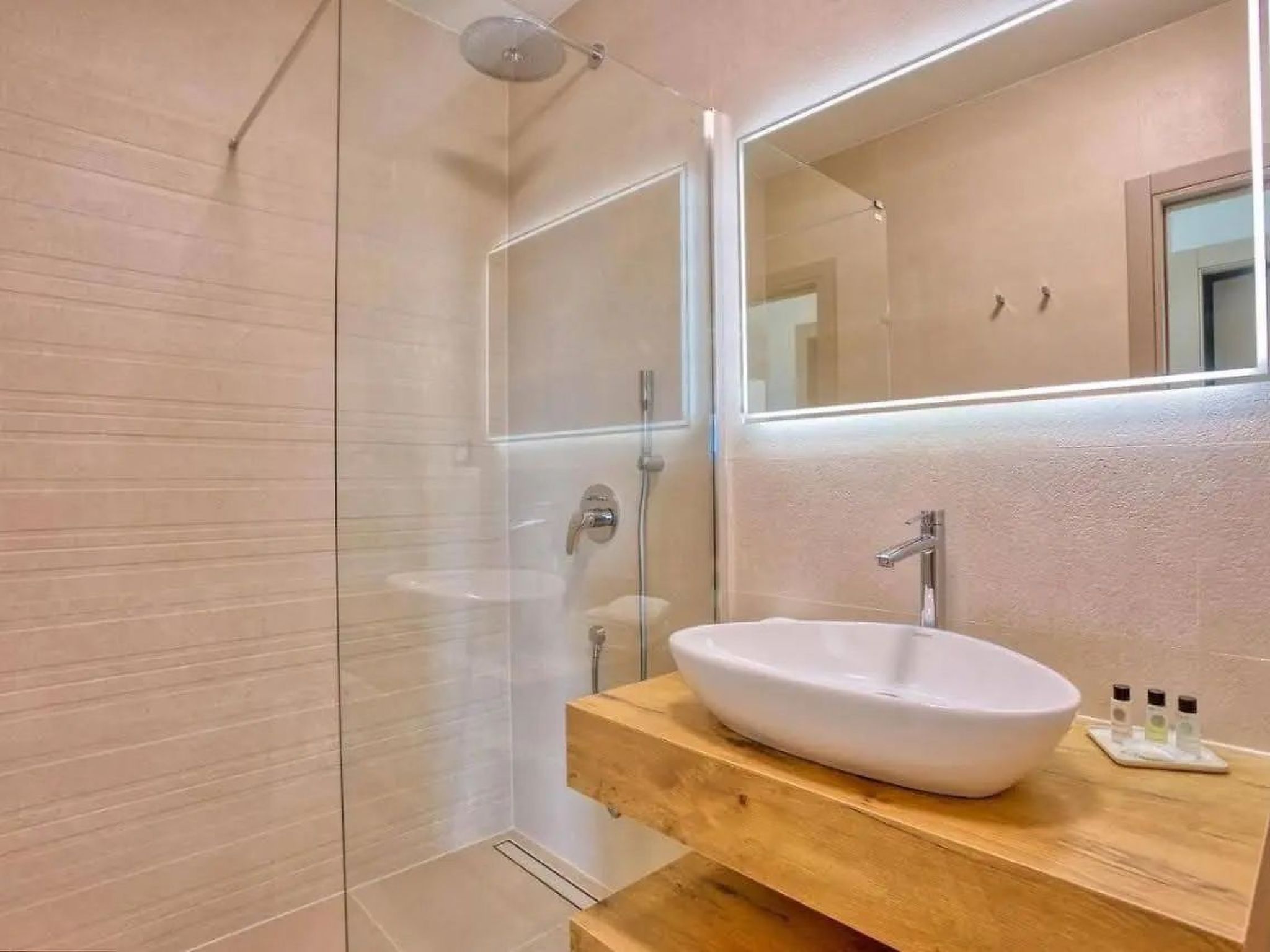 Exklusive Villa Magic mit beheiztem Pool und Sauna-Image-tags.info