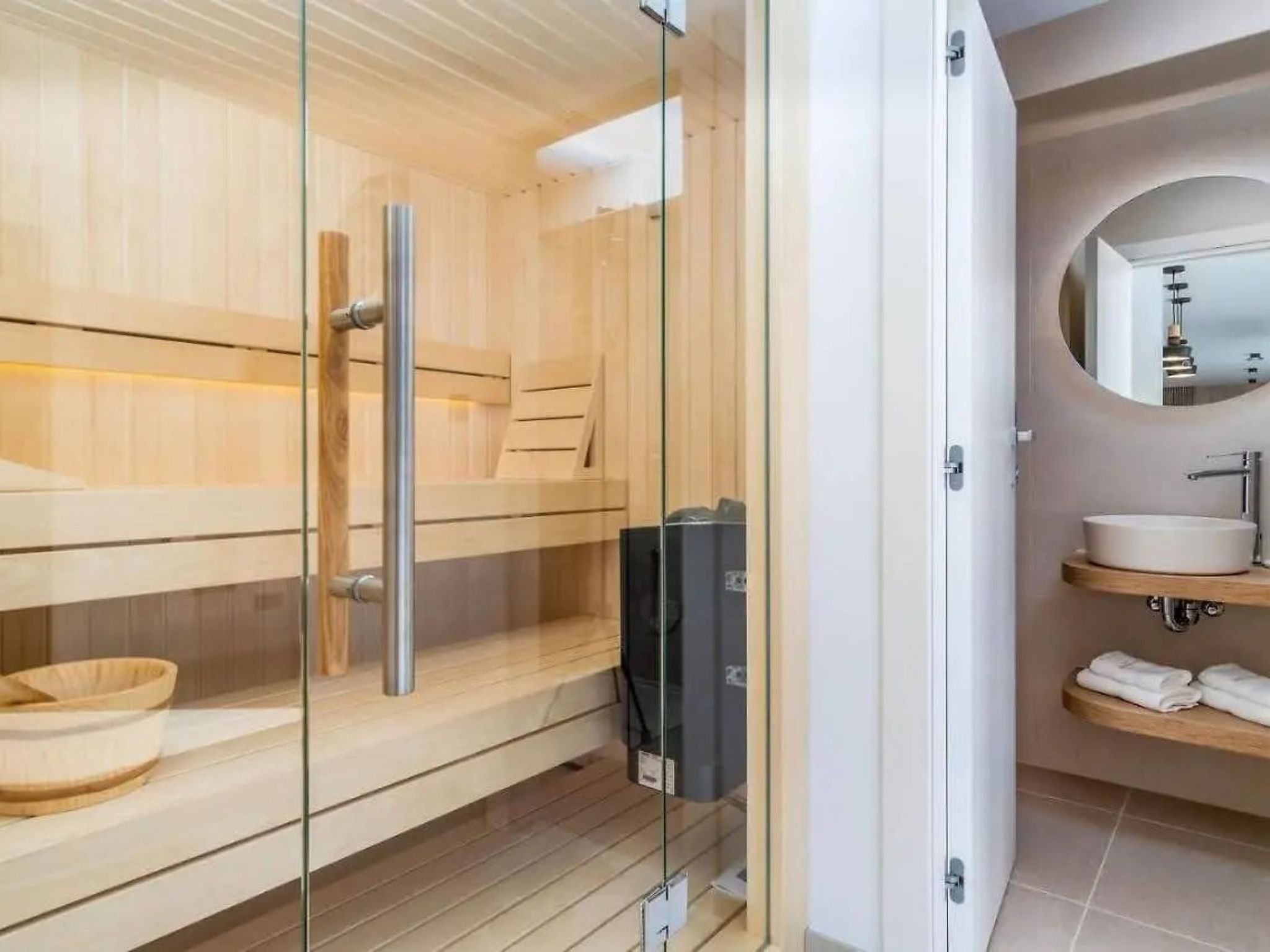 Exklusive Villa Magic mit beheiztem Pool und Sauna-Image-tags.info