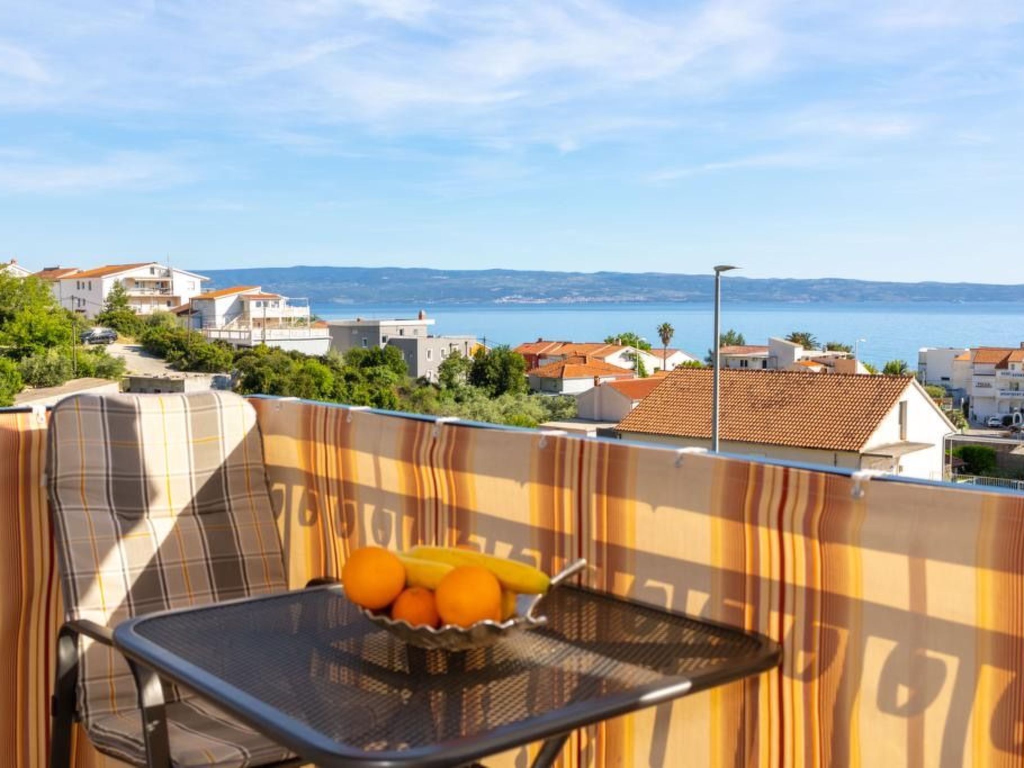 Coastal Comfort Apartment Teilen Speichern