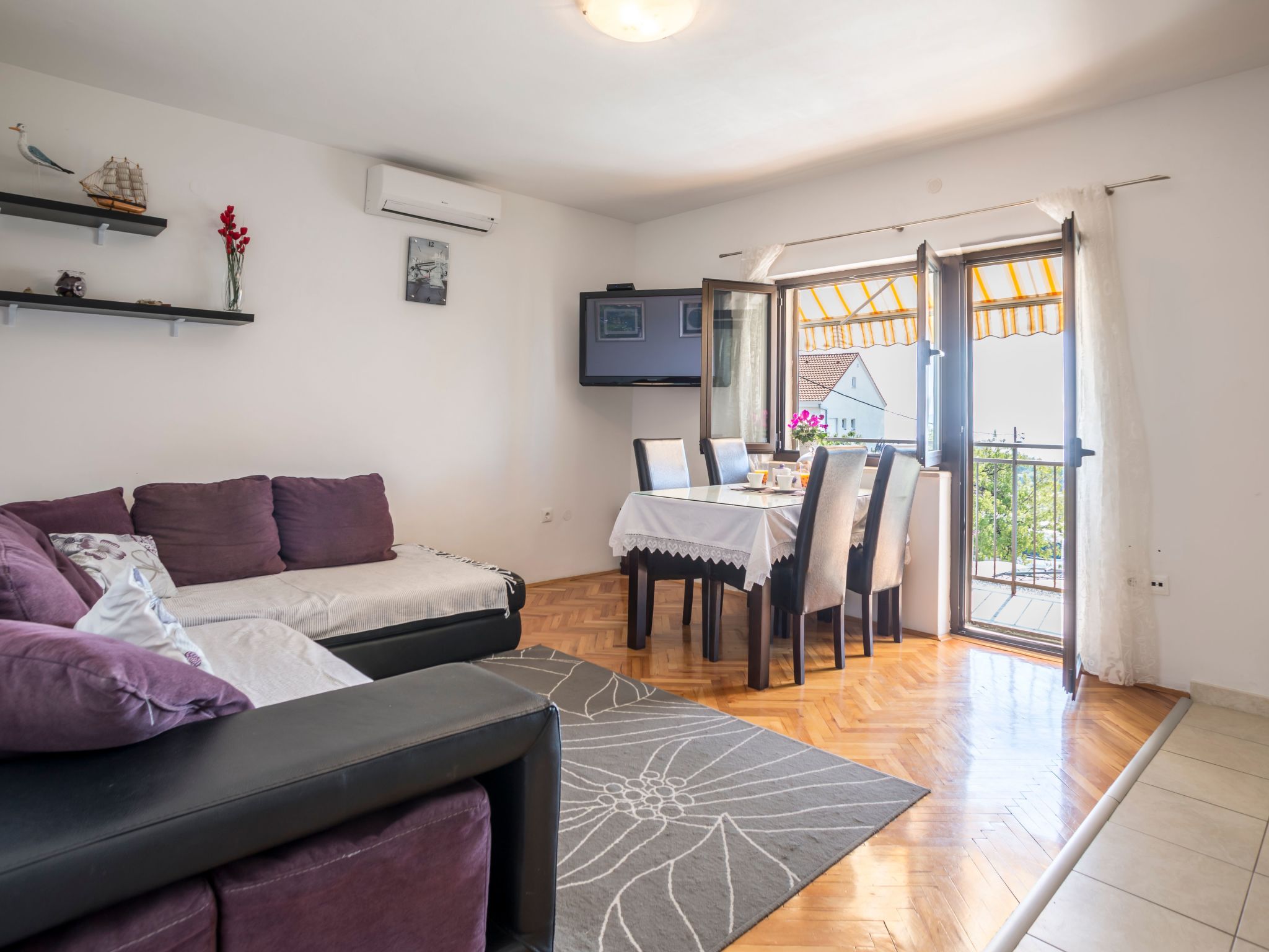 Villa "Petra" mit Blick auf das Wasser-Binnen