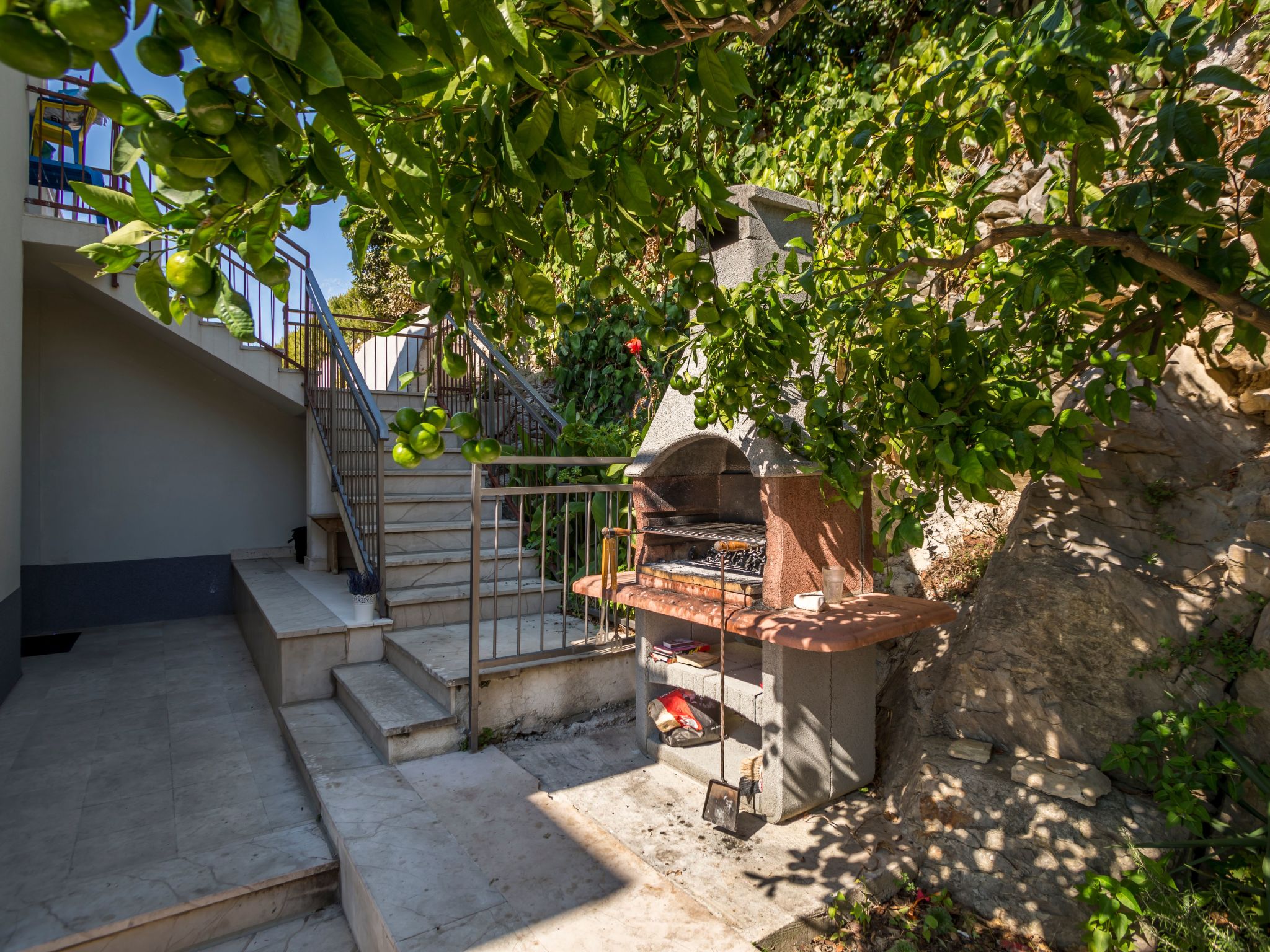 Villa "Petra" mit Blick auf das Wasser-Buiten