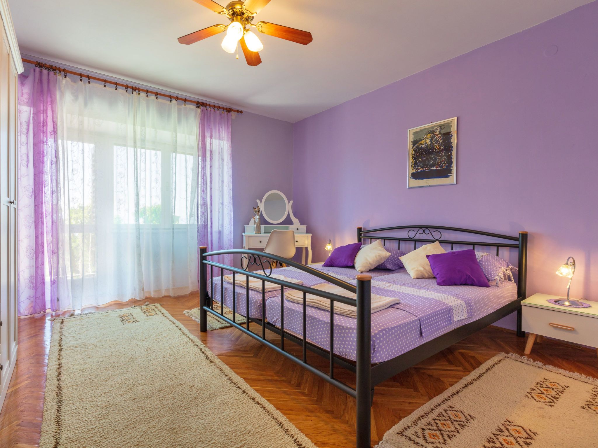 Maric mit Terrasse und Balkon-Dedans