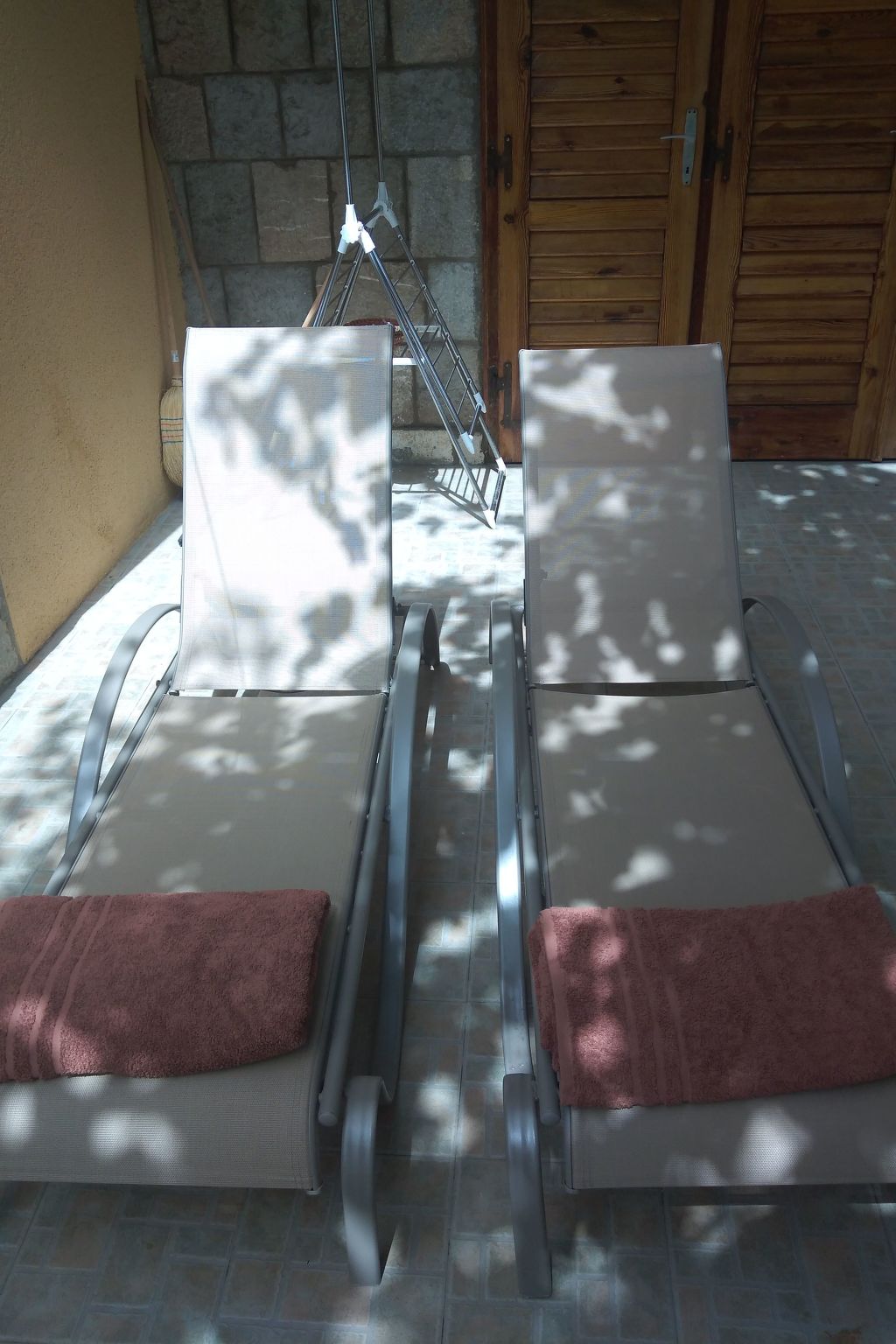 Maric mit Terrasse und Balkon-Dedans