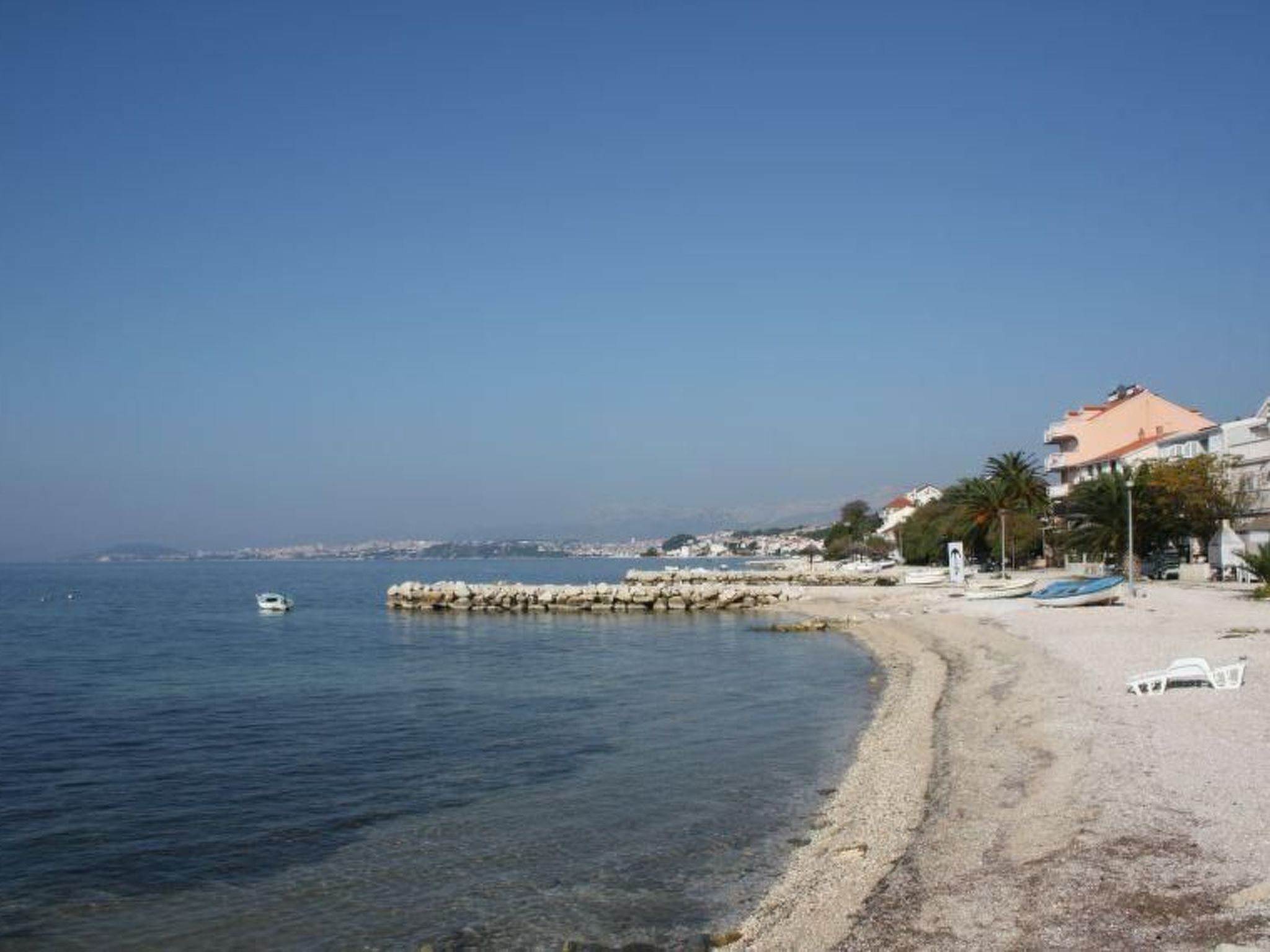 Maric mit Terrasse und Balkon-Dedans
