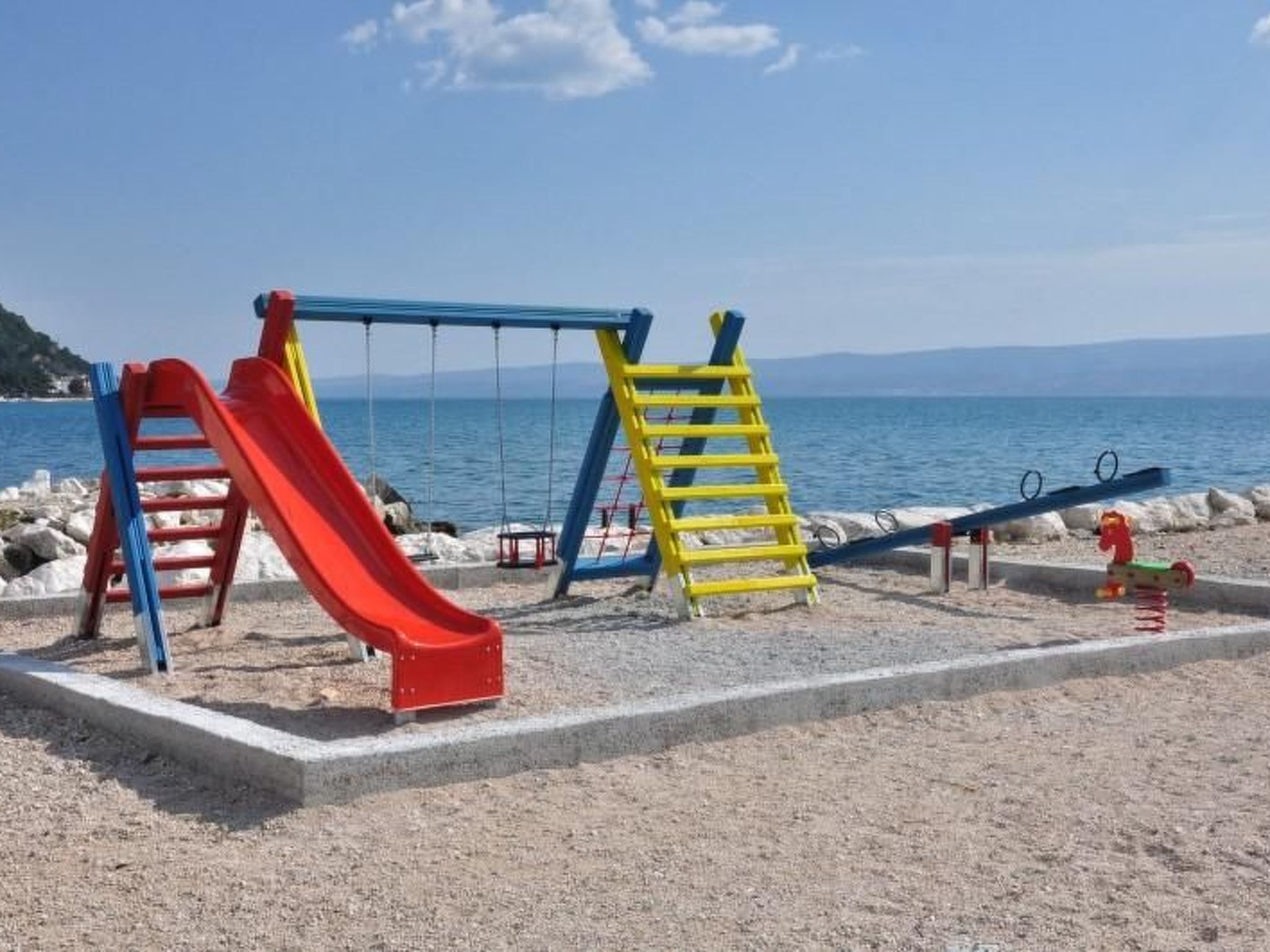 Maric mit Terrasse und Balkon-Dedans