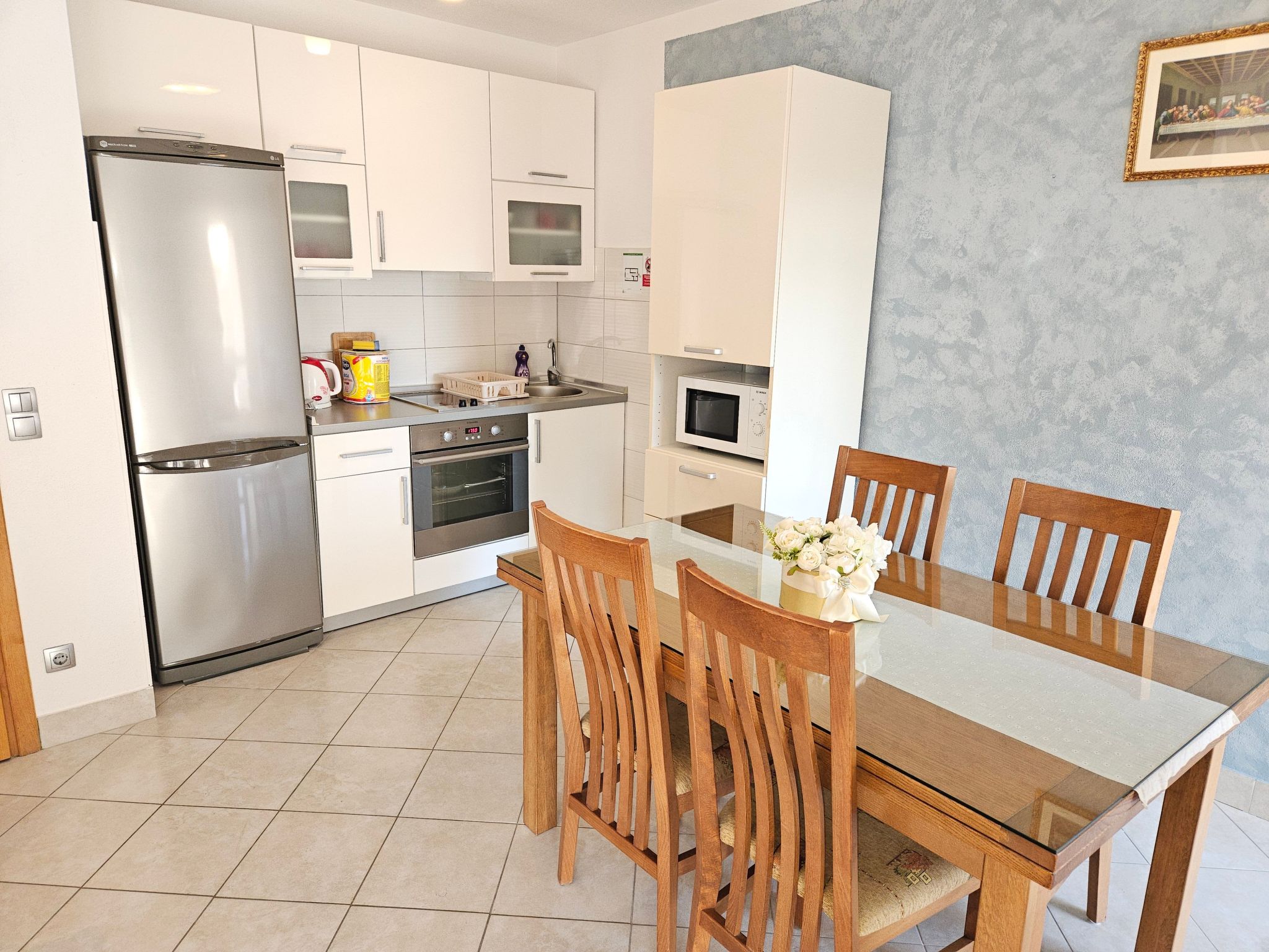 Maja großer Balkon 7 Minuten zu Fuß zum Strand und Hotel-Image-tags.info