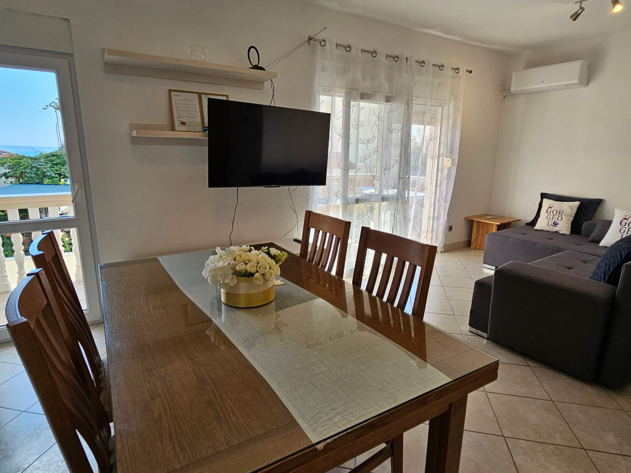 Maja großer Balkon 7 Minuten zu Fuß zum Strand und Hotel-Image-tags.info