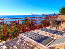 Amazing View: Schitterend appartement met panoramisch uitzicht op zee en stad in Podstrana - thumbnail 1