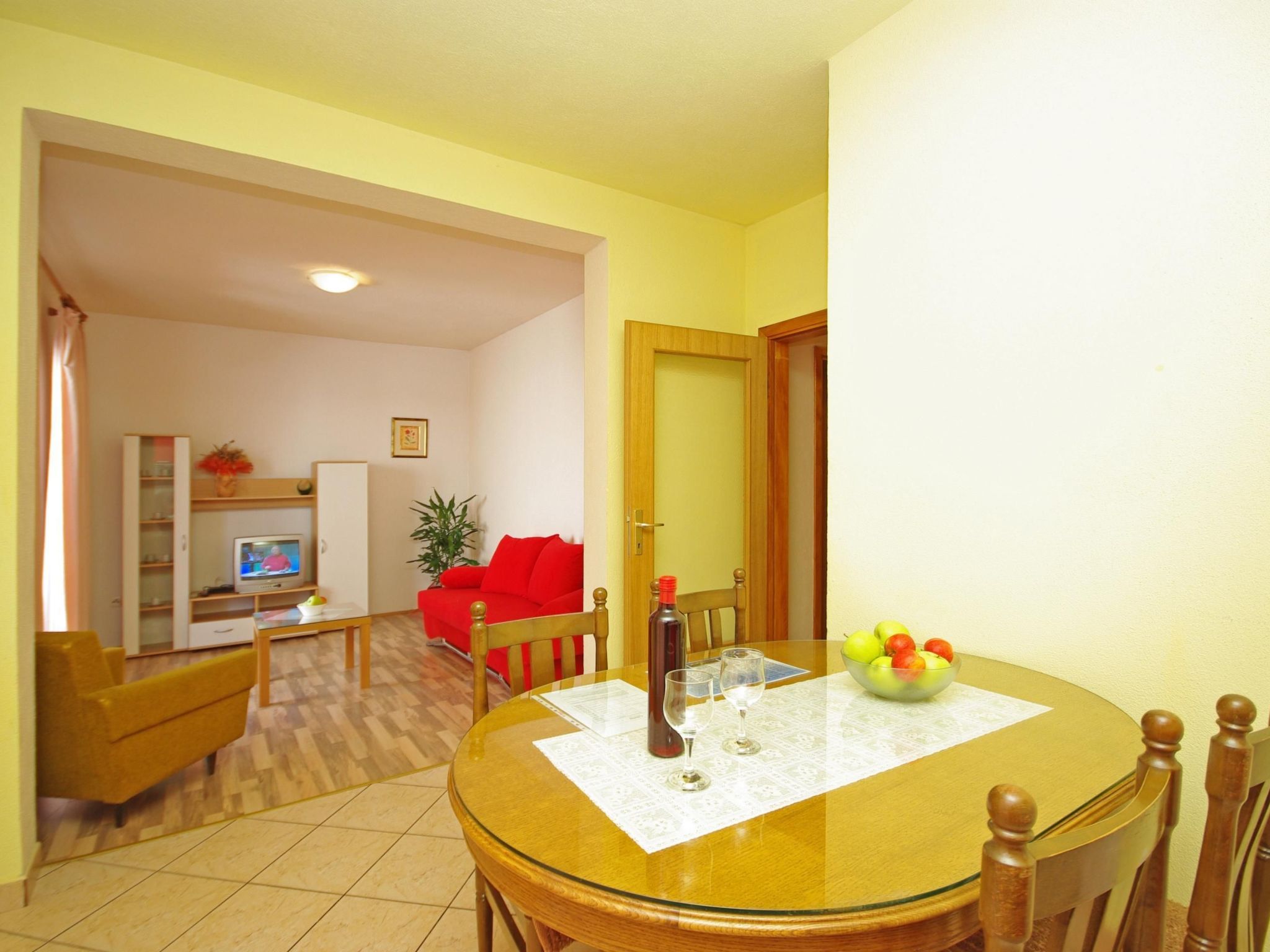 Apartment mit einem Schlafzimmer in der ersten Etage-Drinnen