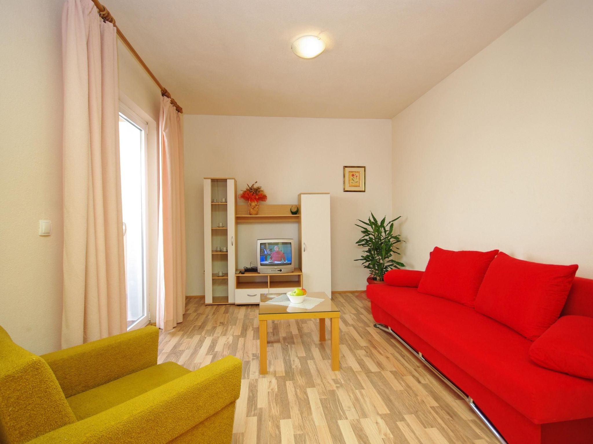 Apartment mit einem Schlafzimmer in der ersten Etage-Drinnen