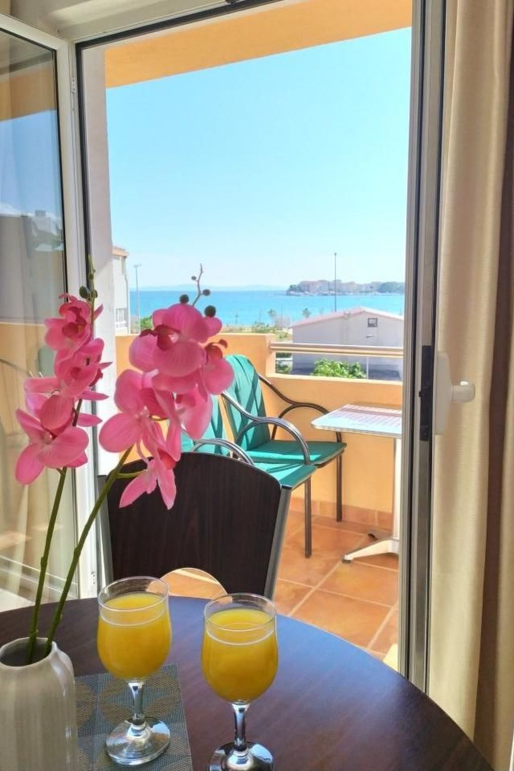 Für 4 Personen ca. 40 m&sup2; in Podstrana, Dalmatien (Gespanschaft Split-Dalma