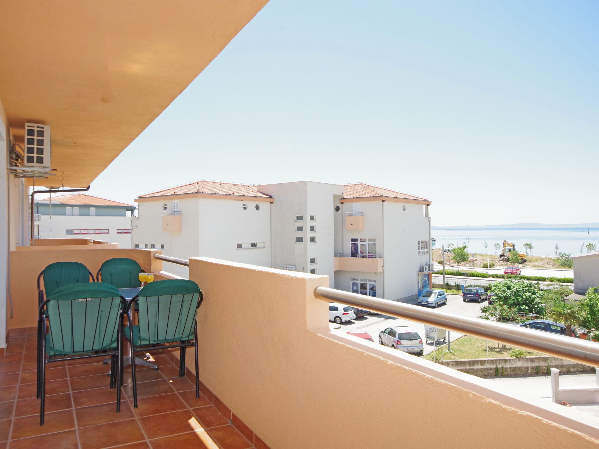 Für 4 Personen ca. 40 m&sup2; in Podstrana, Dalmatien (Gespanschaft Split-Dalma-Draußen