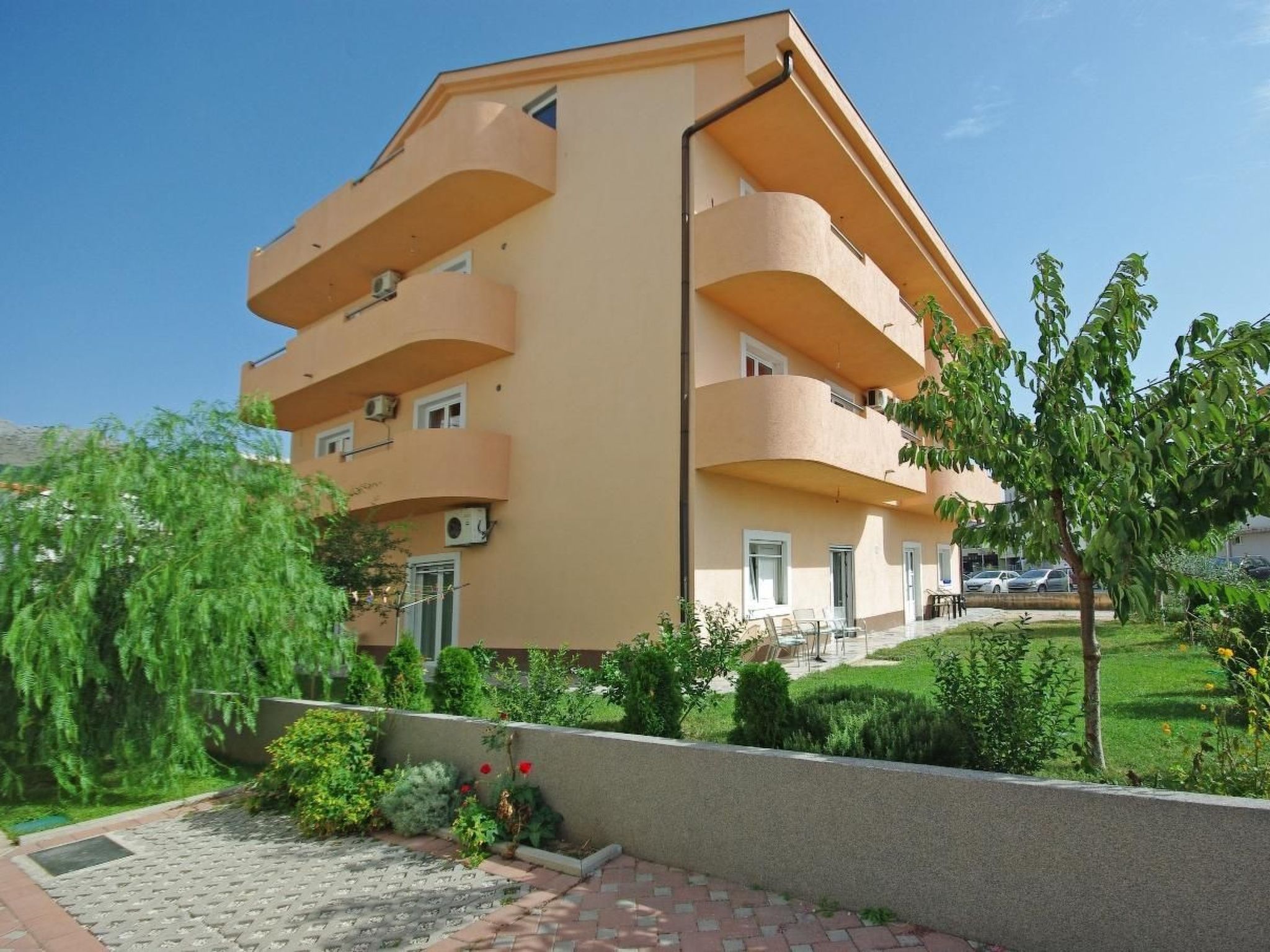 Für 4 Personen ca. 60 m&sup2; in Podstrana, Dalmatien (Gespanschaft Split-Dalma-Draußen